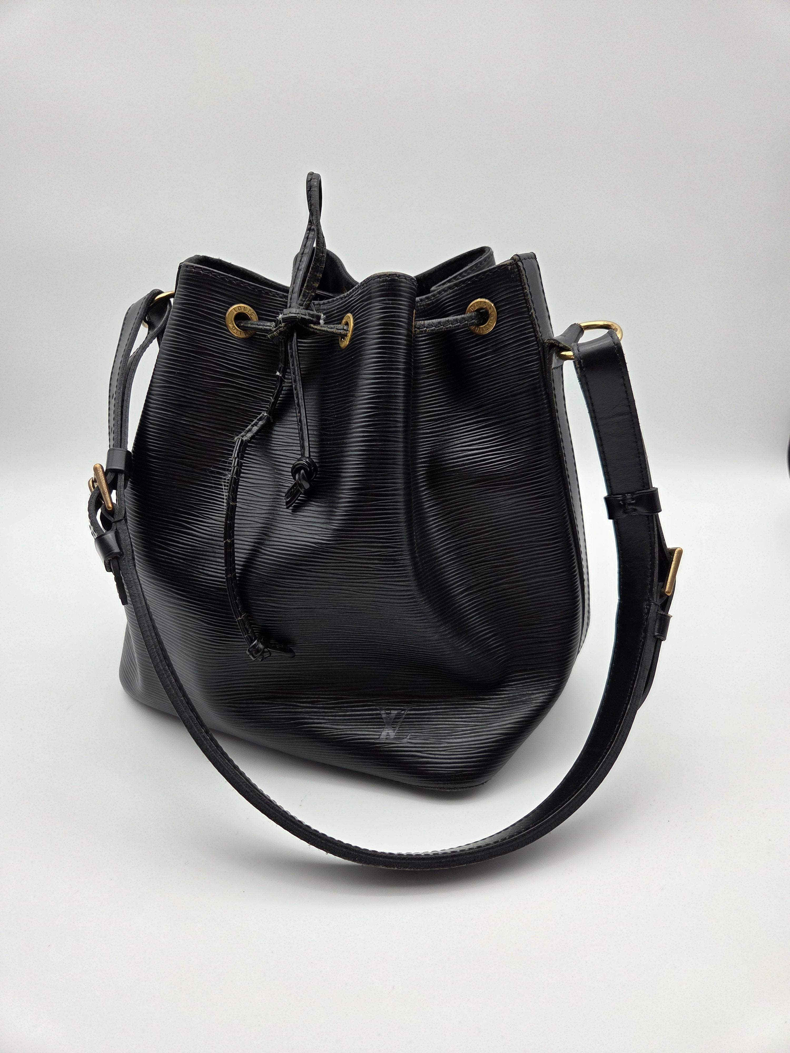Louis Vuitton Petit Noe Epi Leather