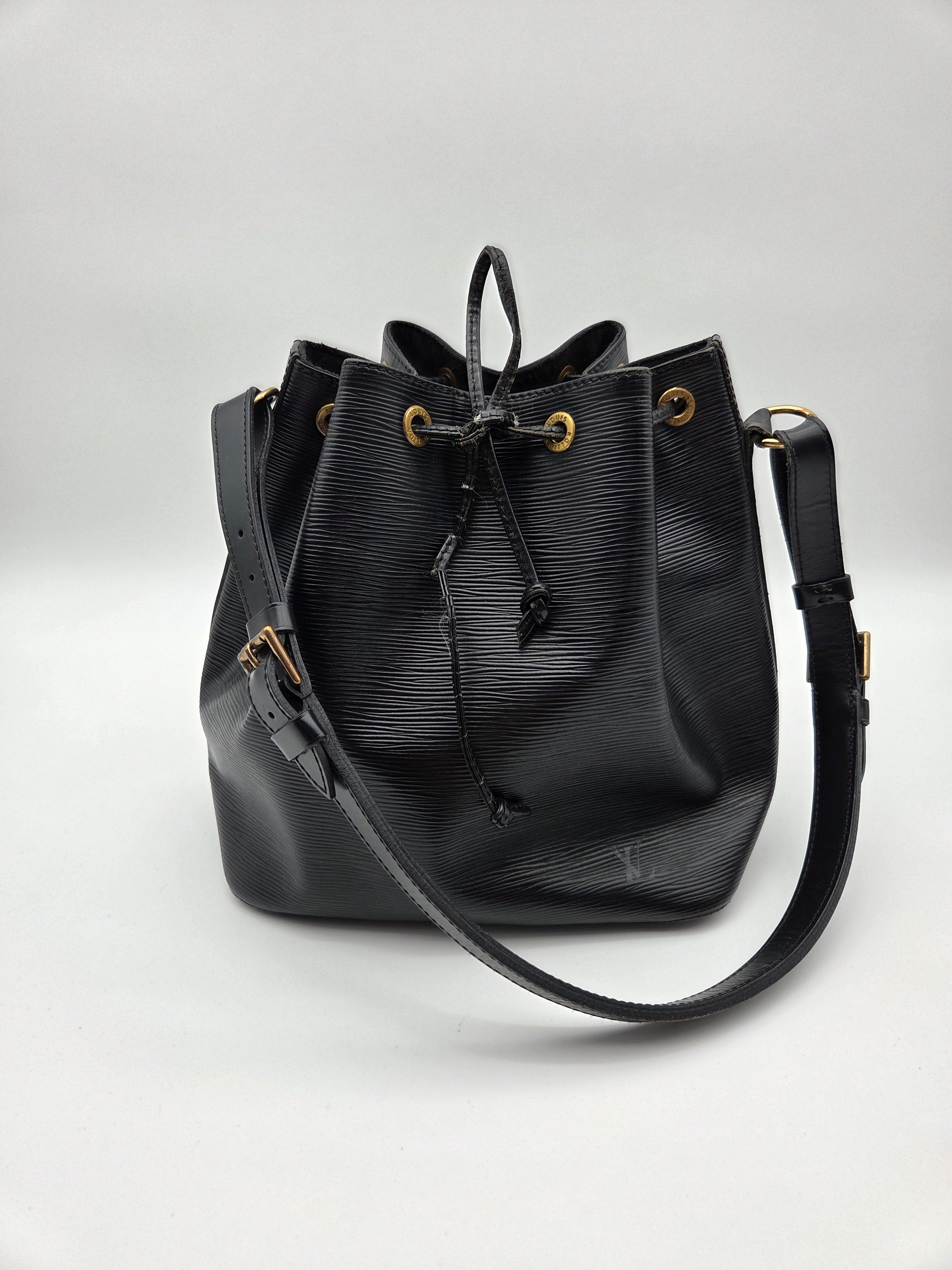 Louis Vuitton Petit Noe Epi Leather