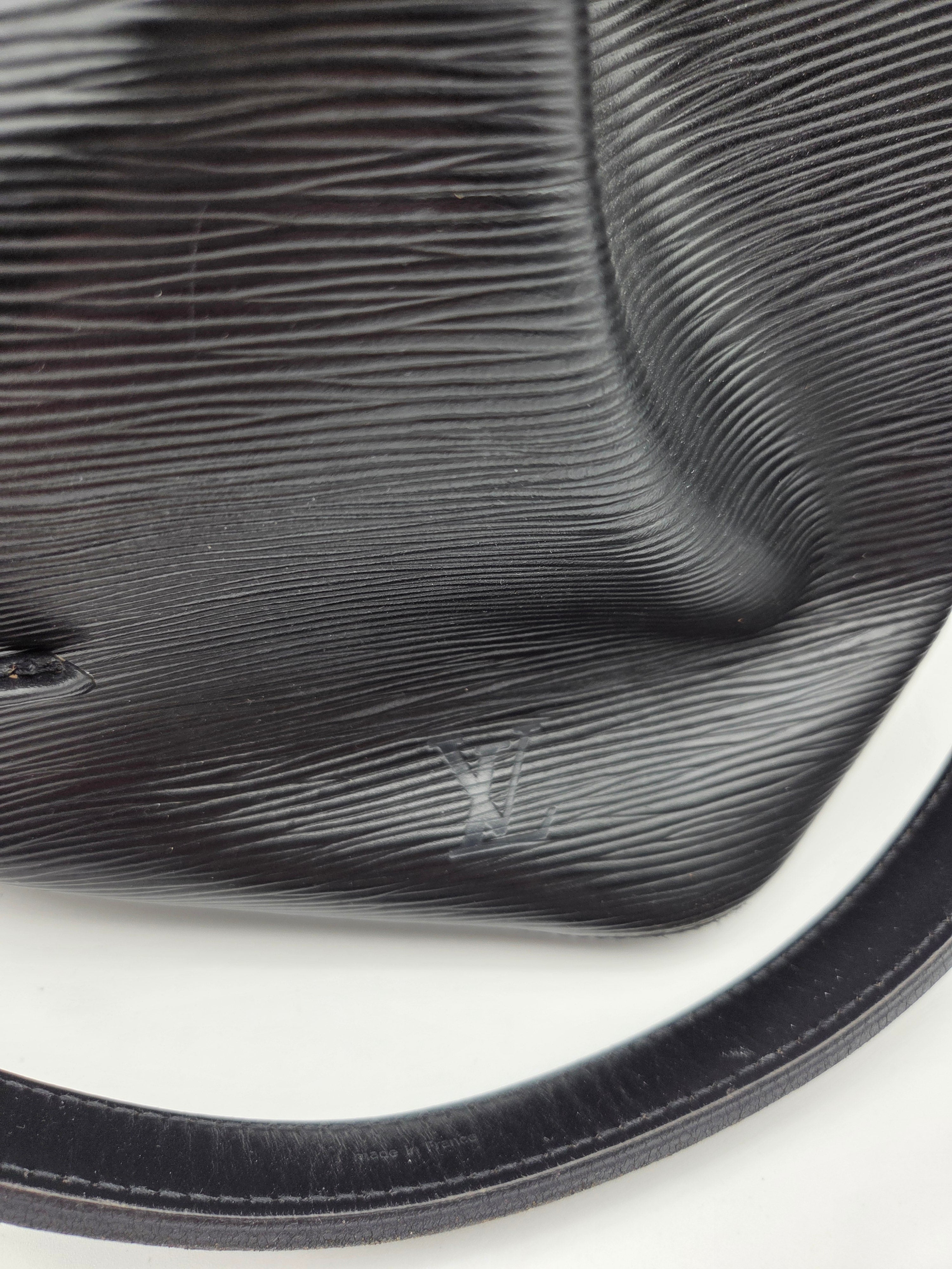Louis Vuitton Petit Noe Epi Leather