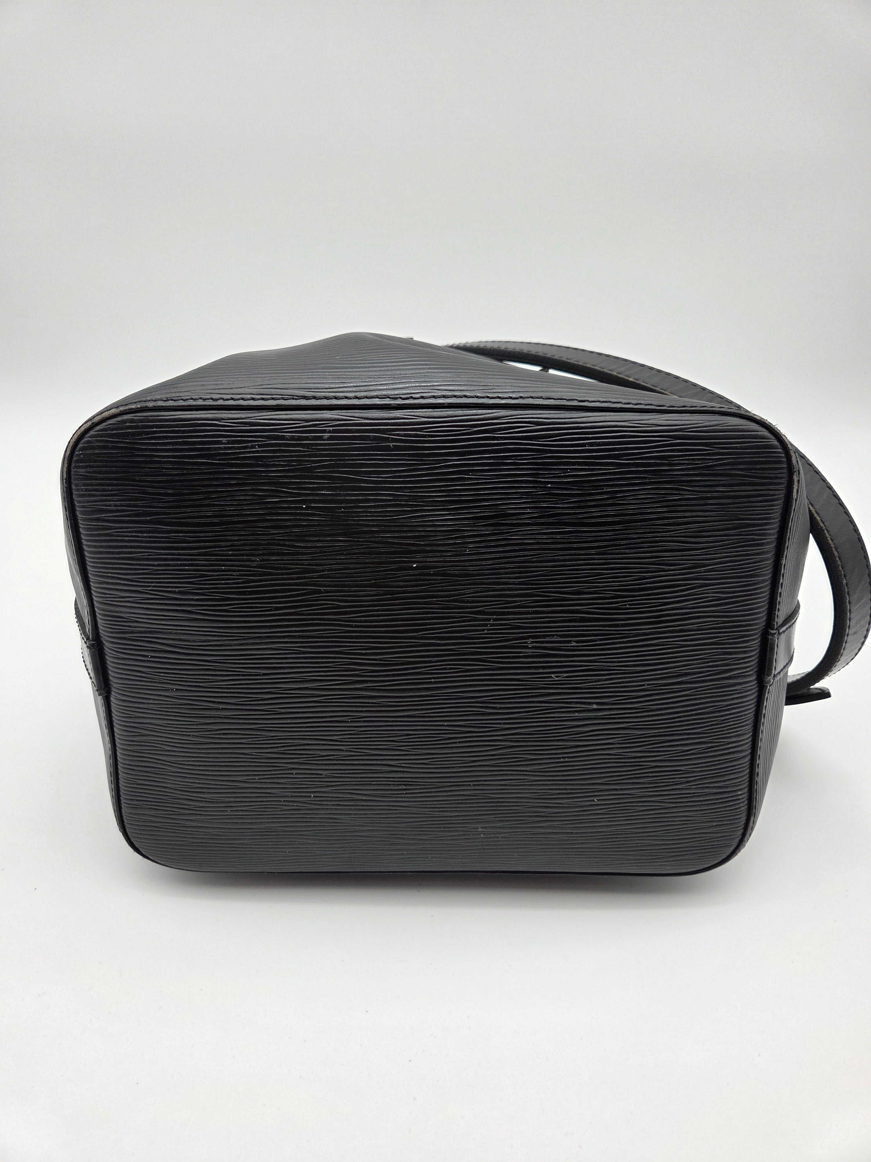 Louis Vuitton Petit Noe Epi Leather