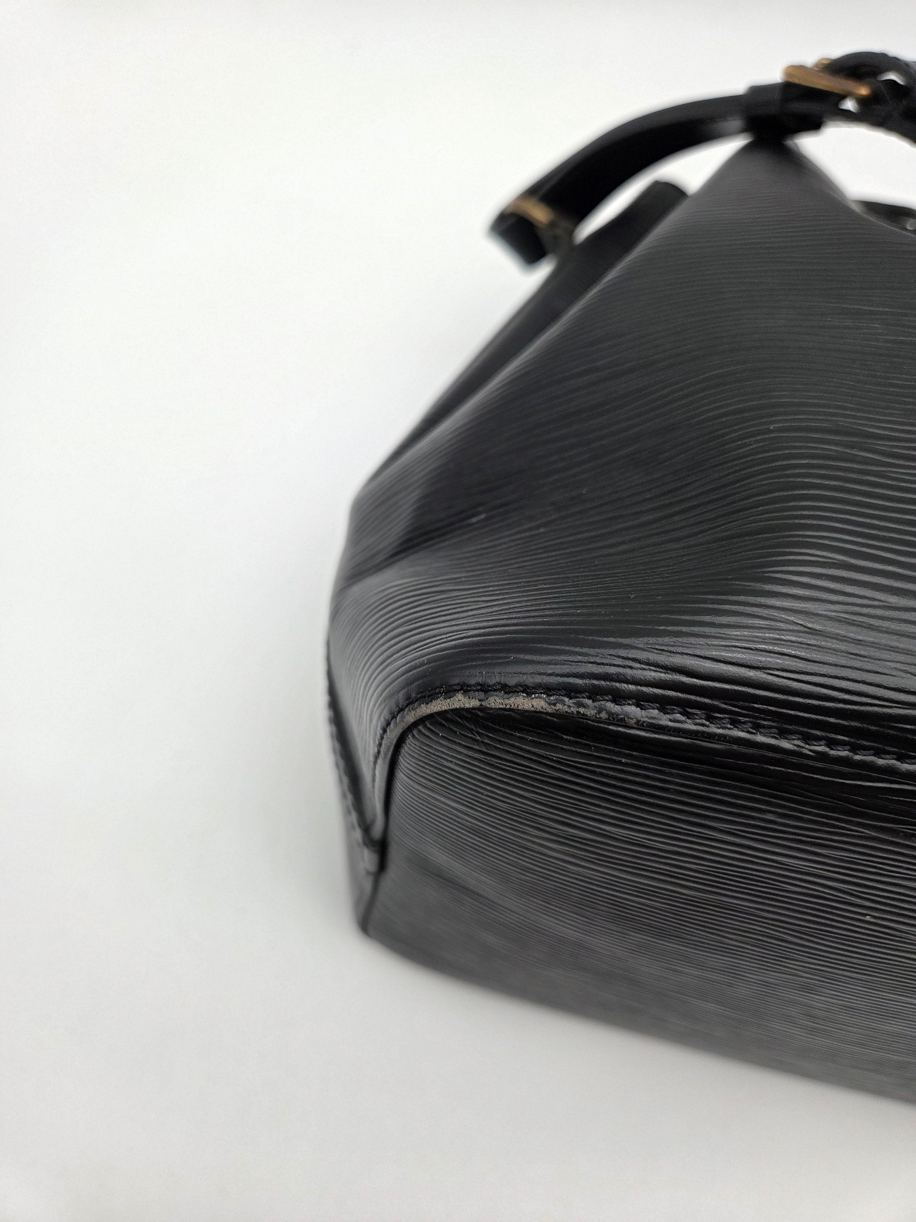 Louis Vuitton Petit Noe Epi Leather