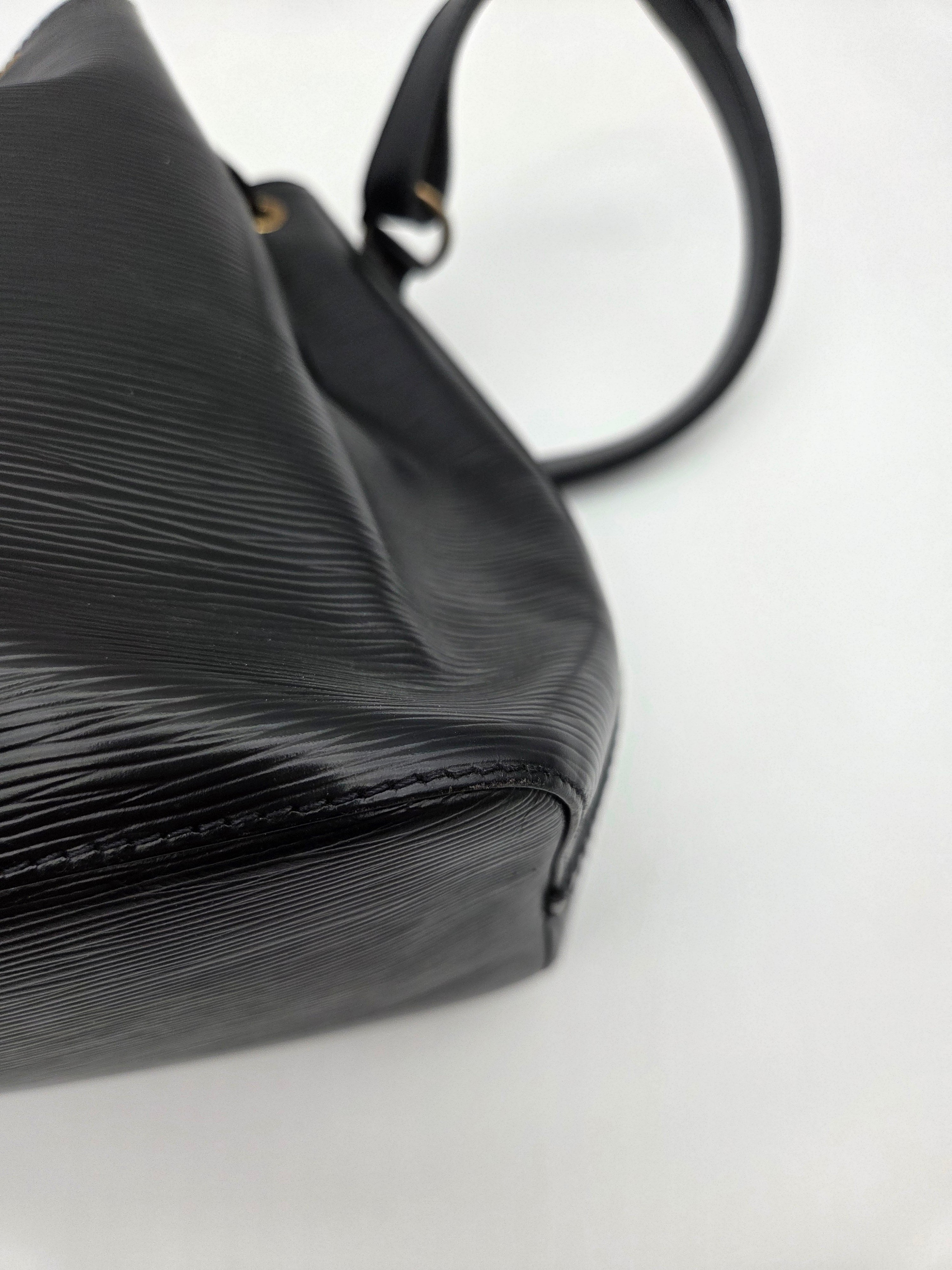 Louis Vuitton Petit Noe Epi Leather