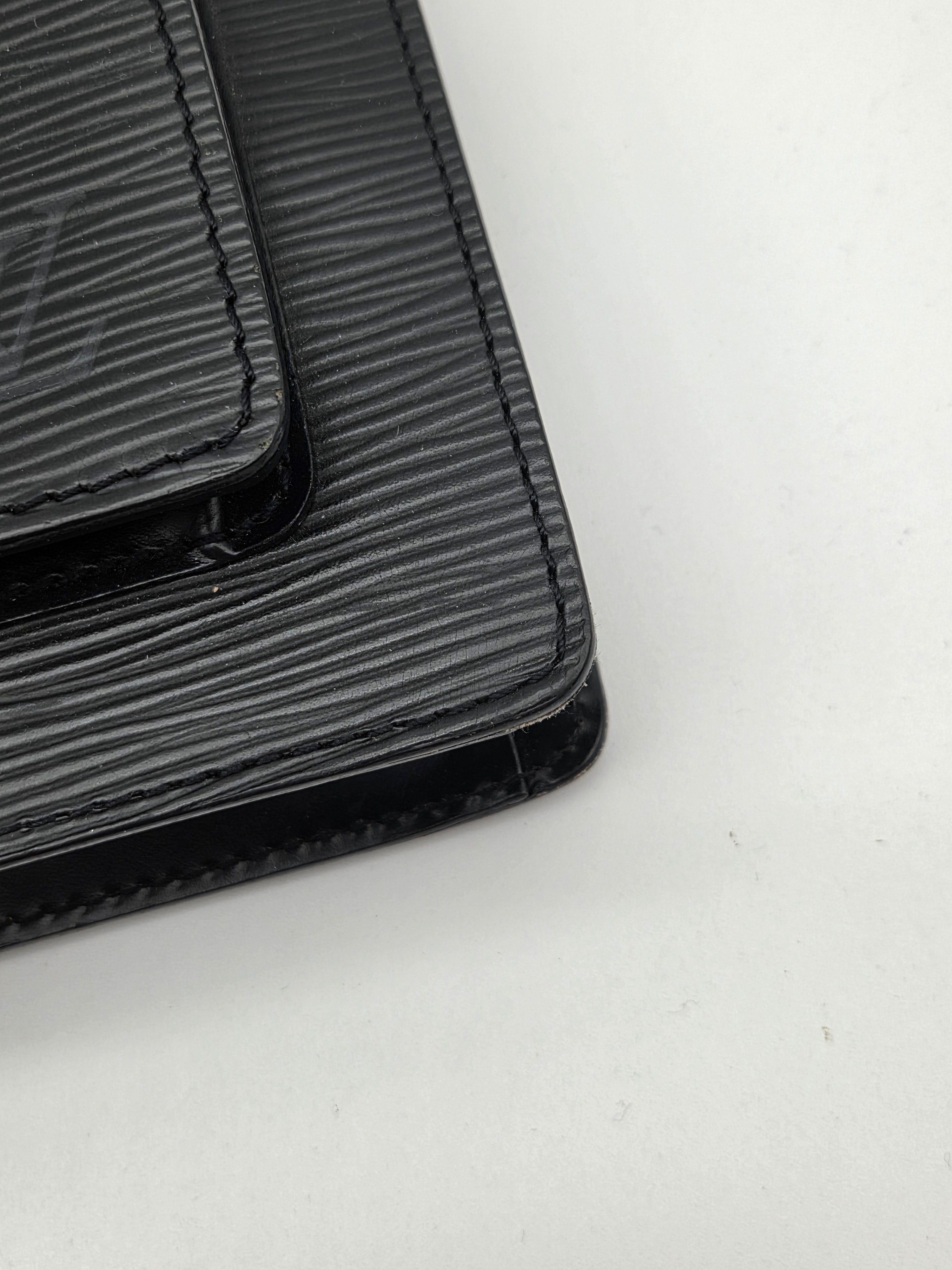 Louis Vuitton Monceau Epi Leather