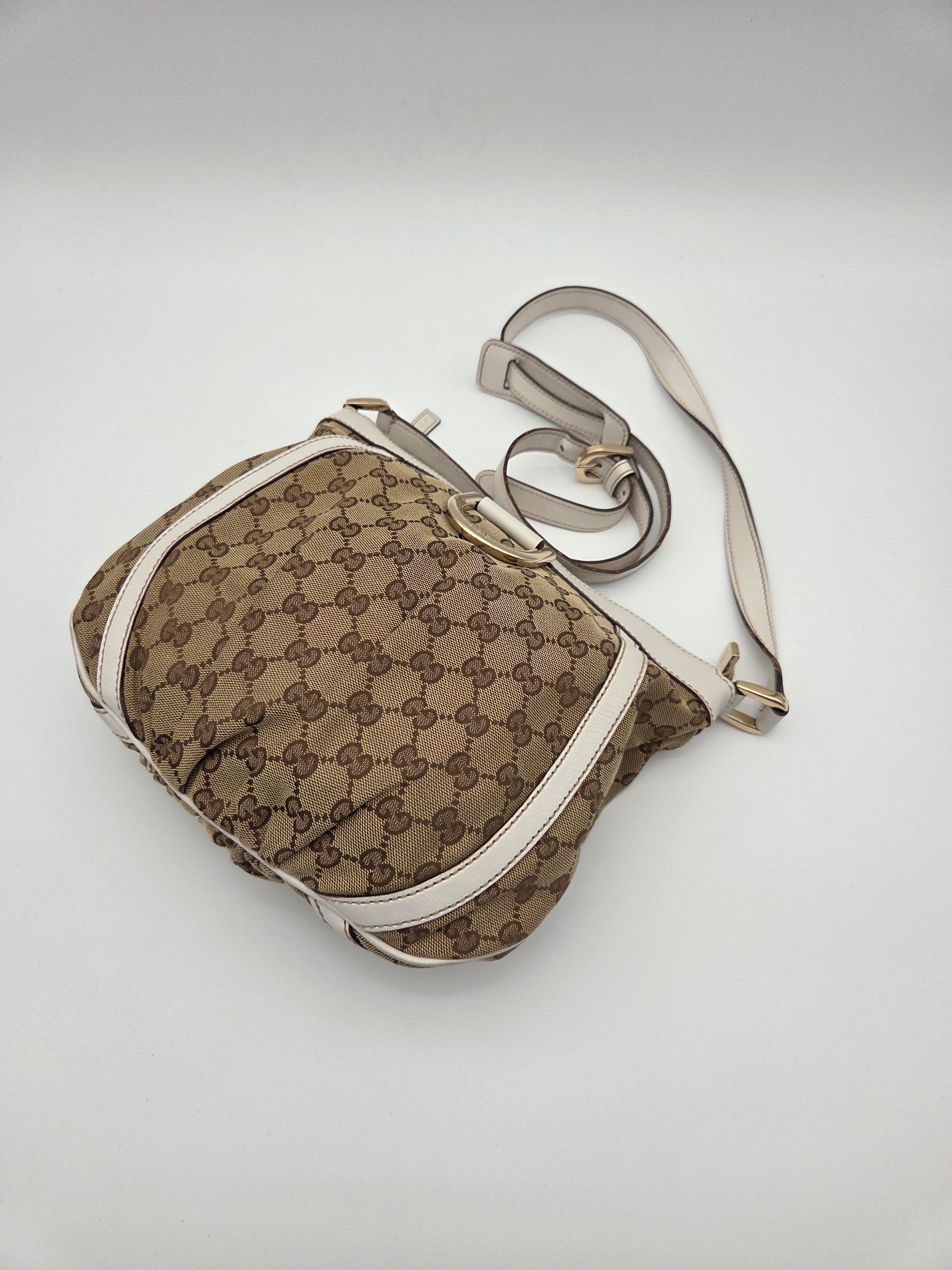 Gucci Abbey D Ring crossbody