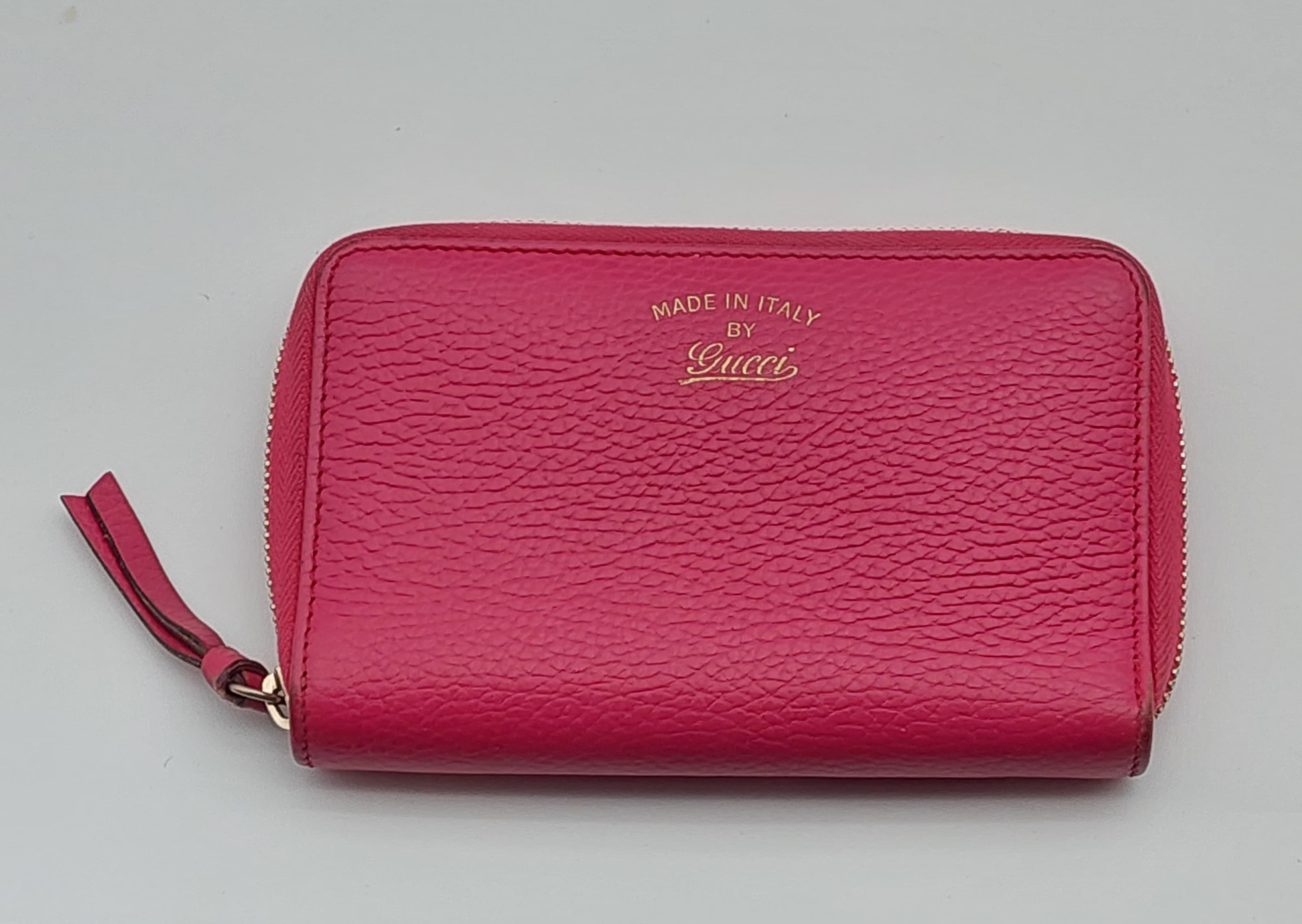 Gucci Swing Zip Wallet Fuchsia