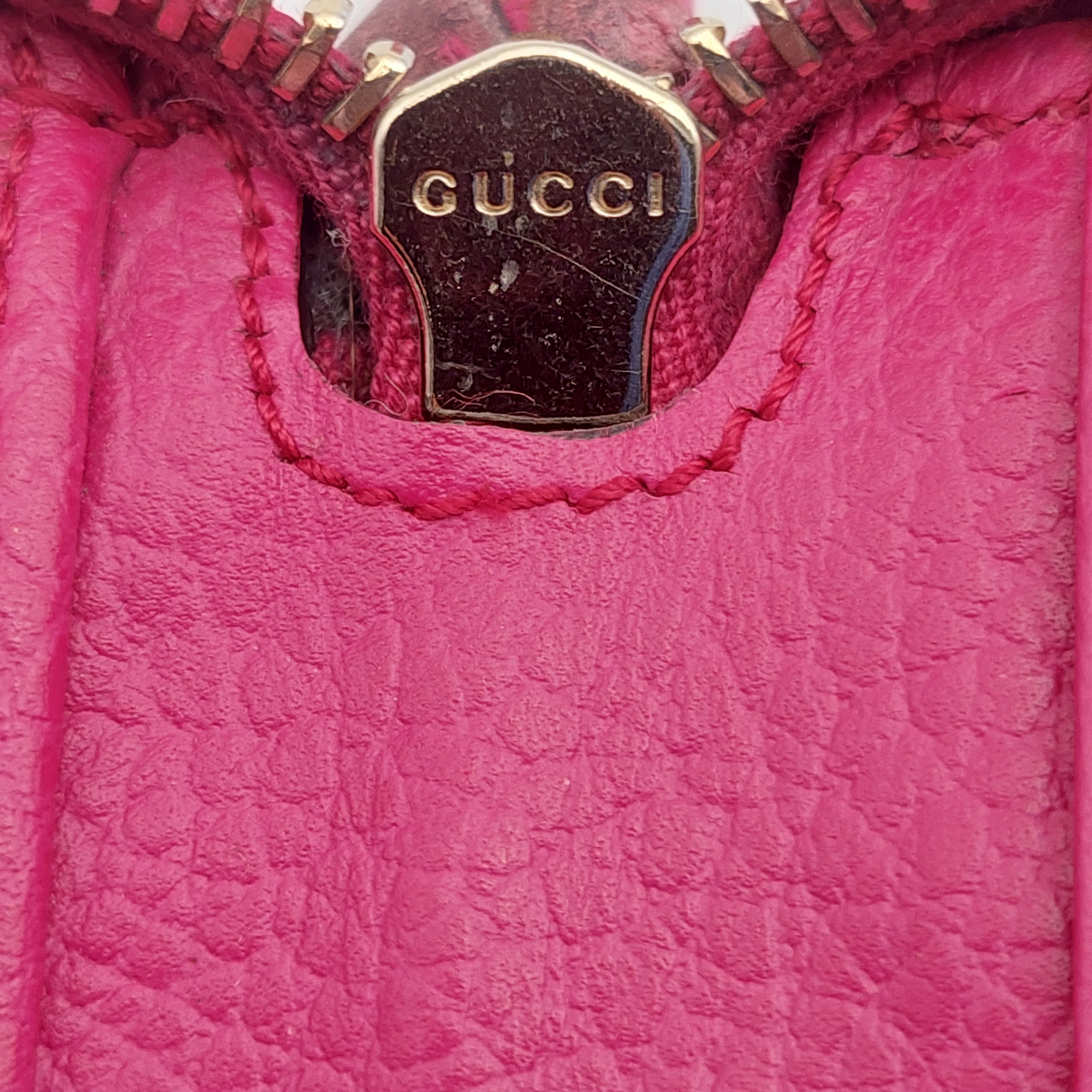 Gucci Swing Zip Wallet Fuchsia