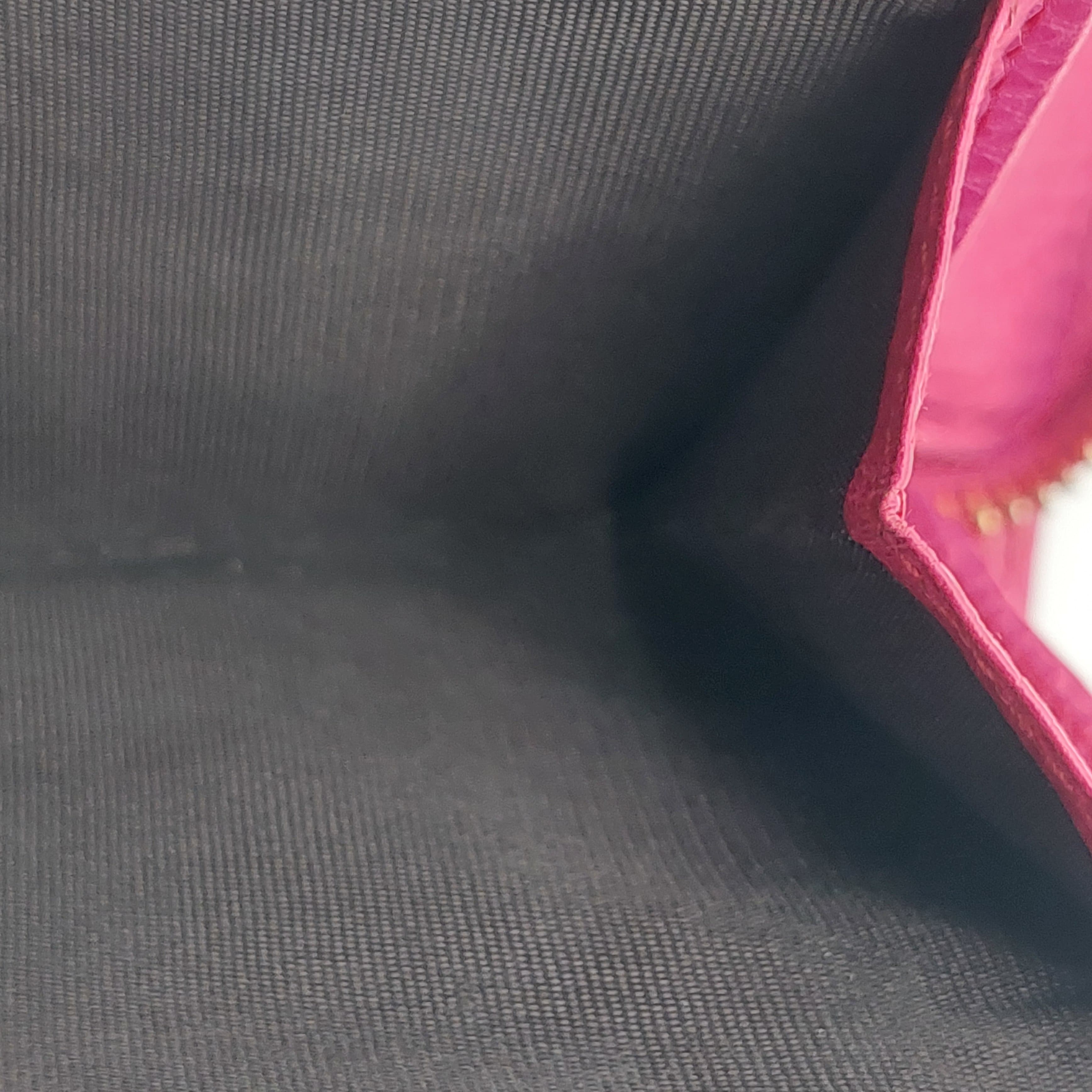 Gucci Swing Zip Wallet Fuchsia