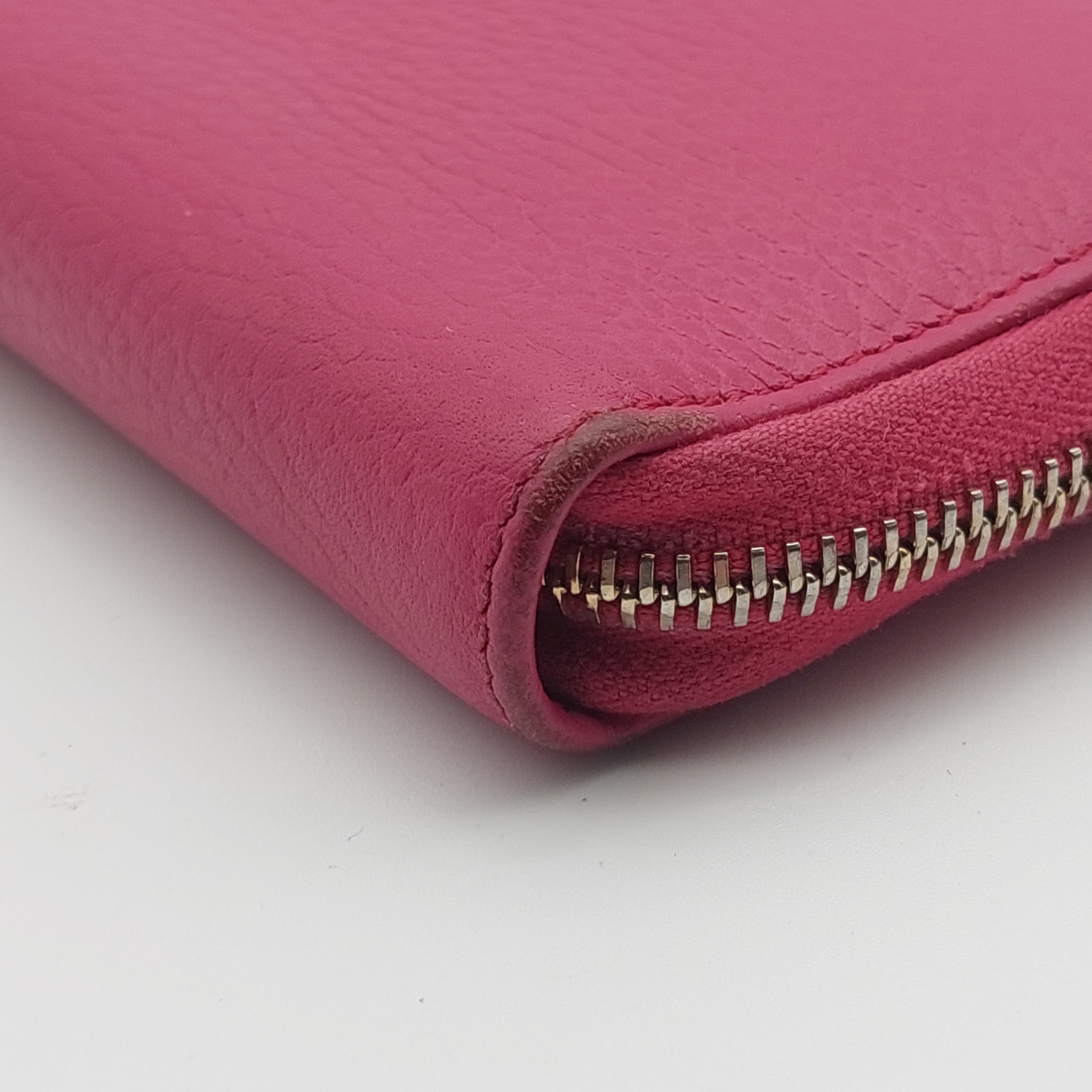 Gucci Swing Zip Wallet Fuchsia