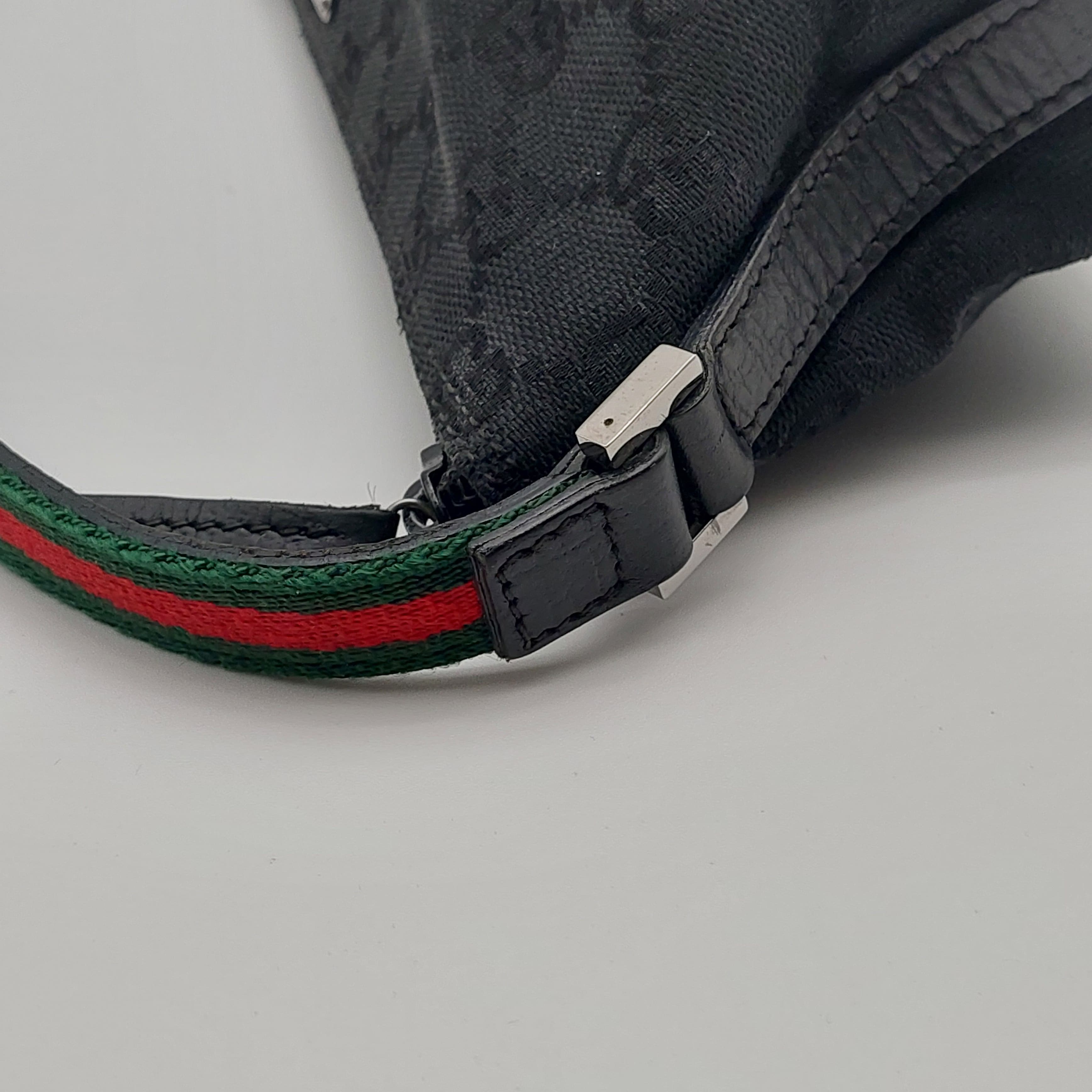 Gucci Boat Pochette