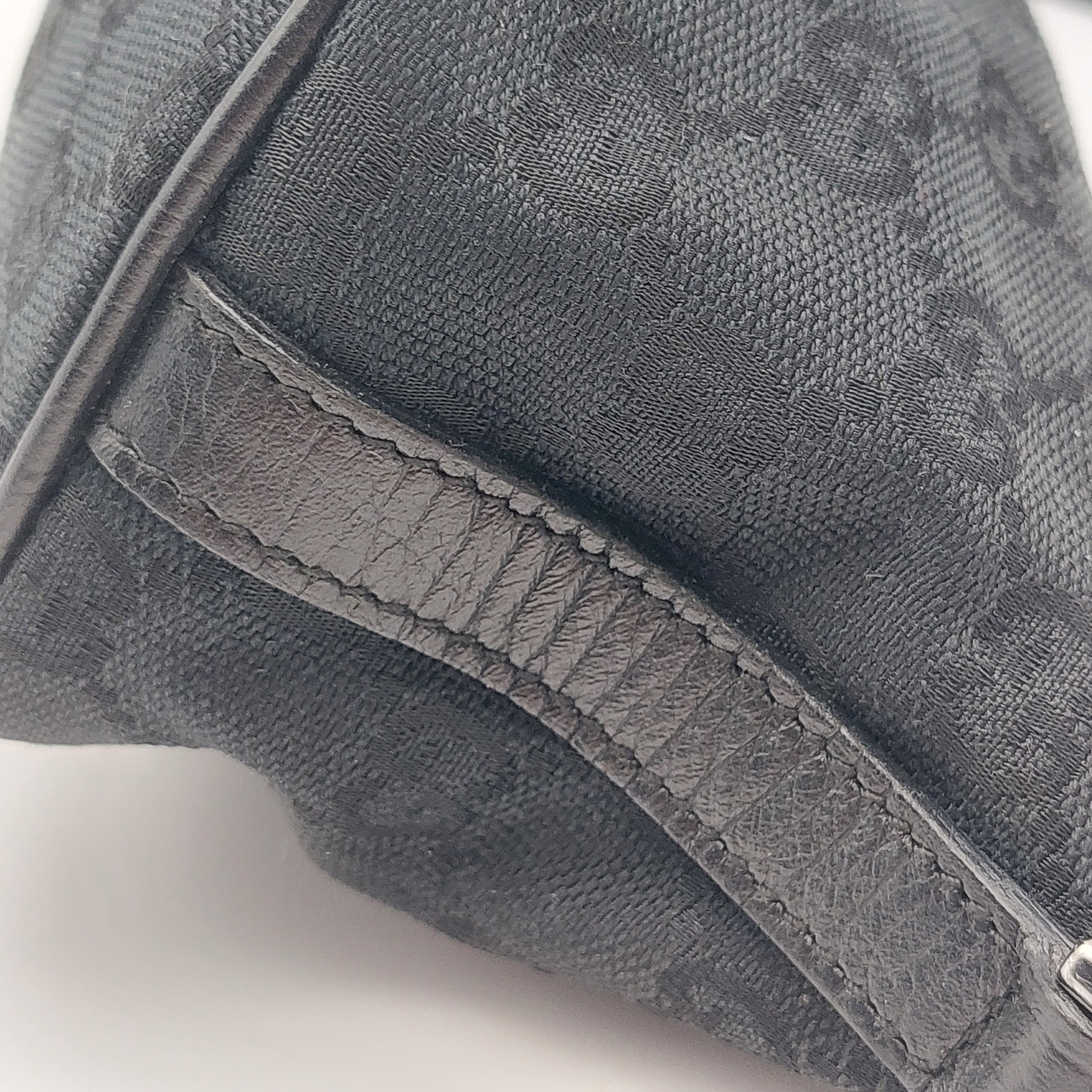 Gucci Boat Pochette
