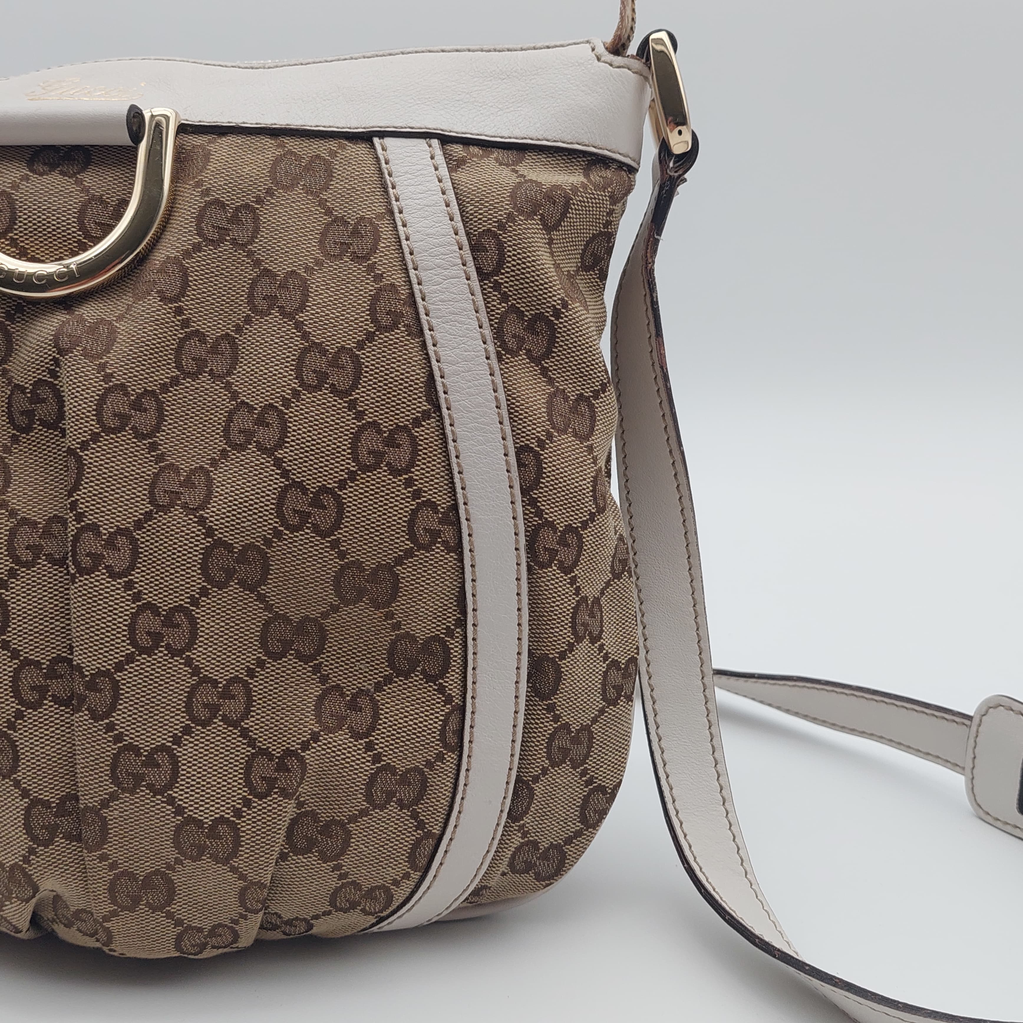 Gucci Abbey D Ring crossbody