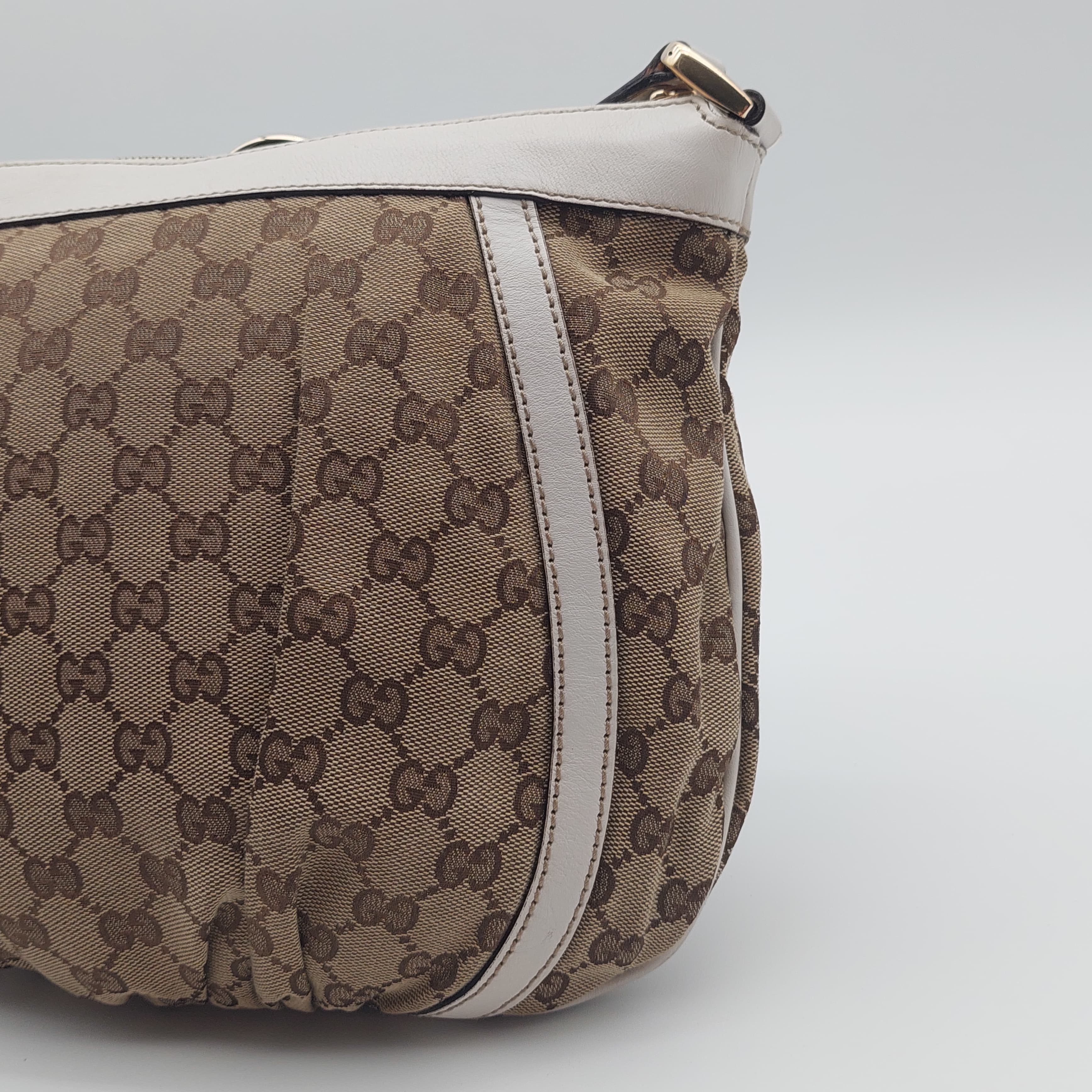 Gucci Abbey D Ring crossbody