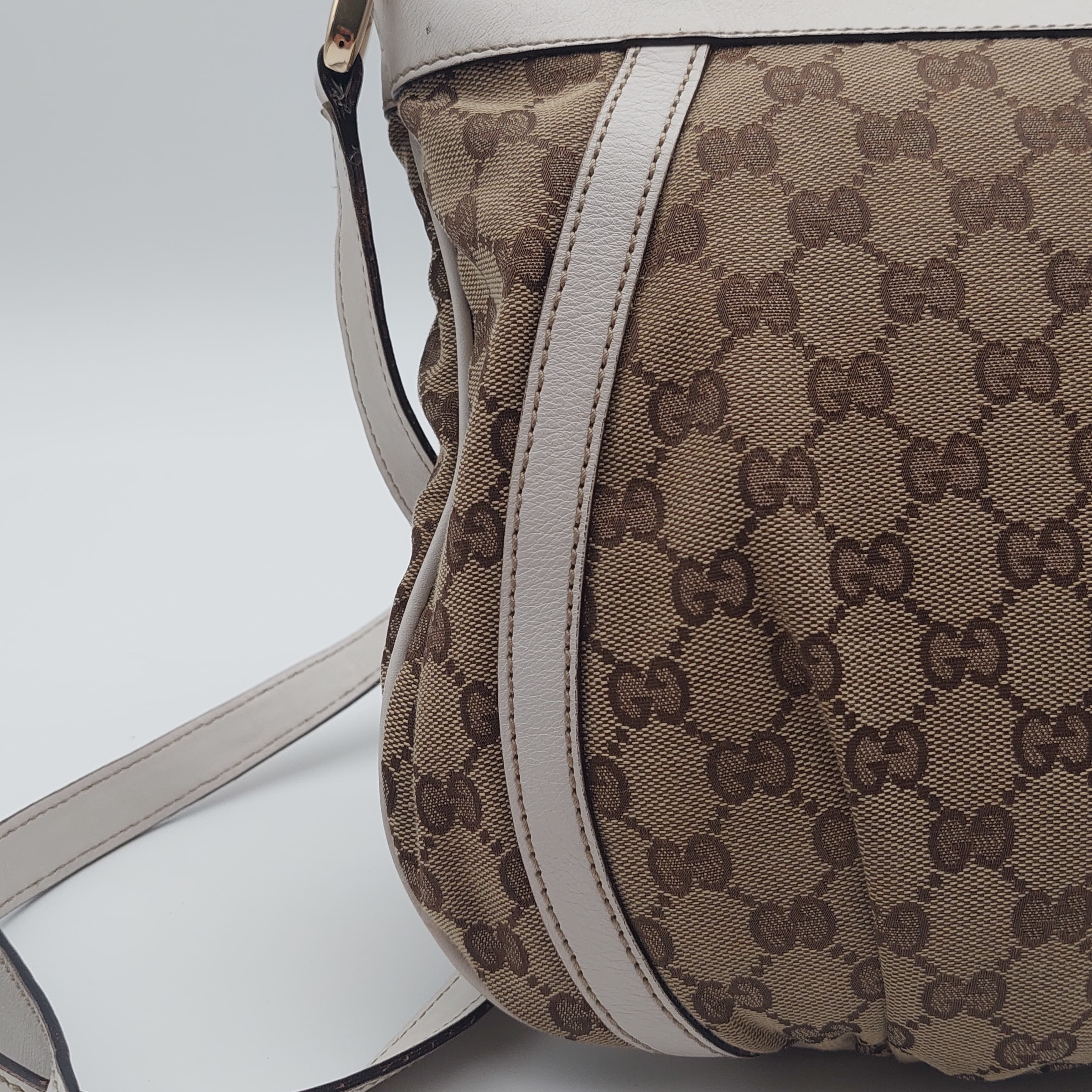 Gucci Abbey D Ring crossbody