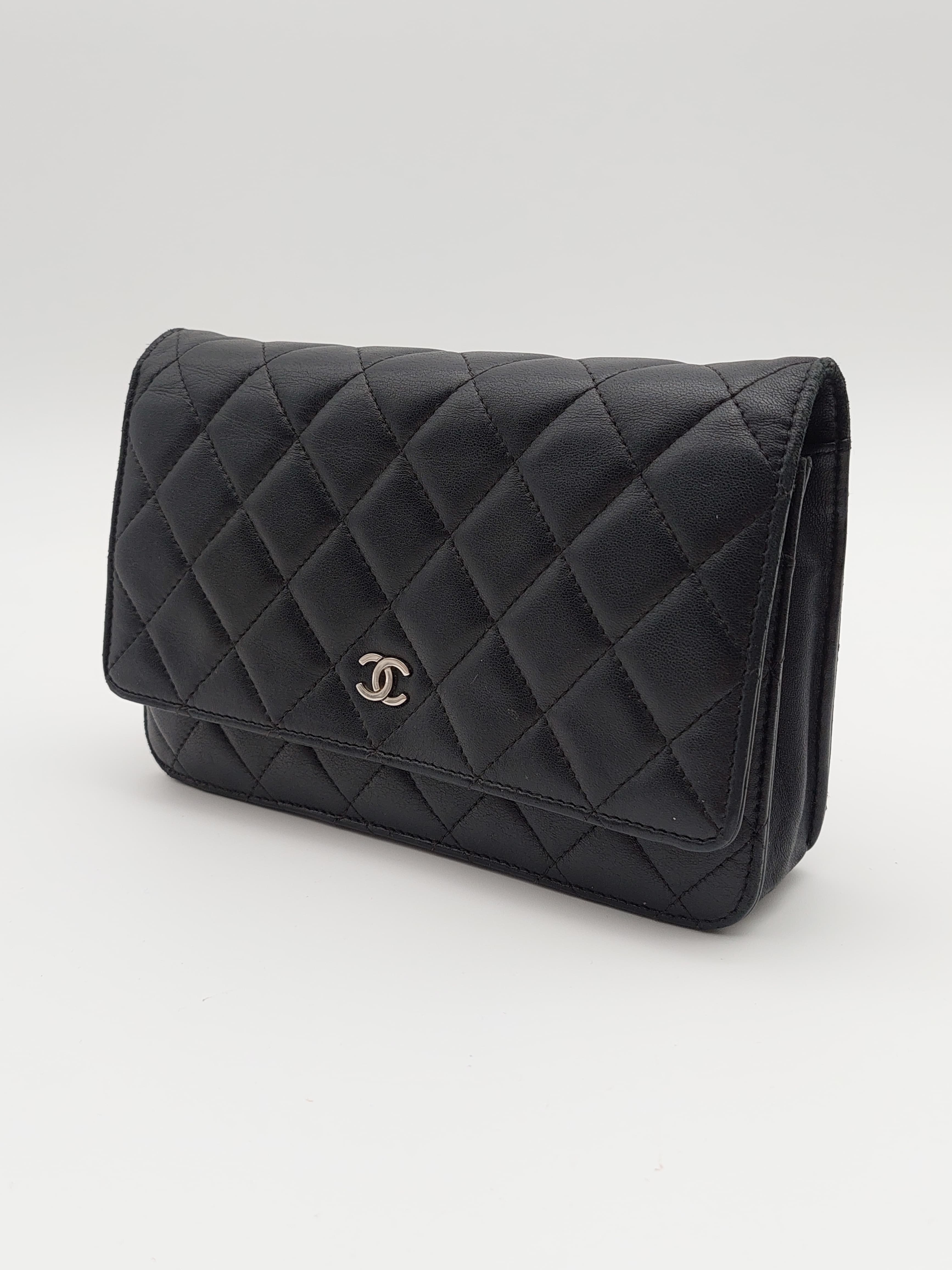 Chanel Wallet on Chain