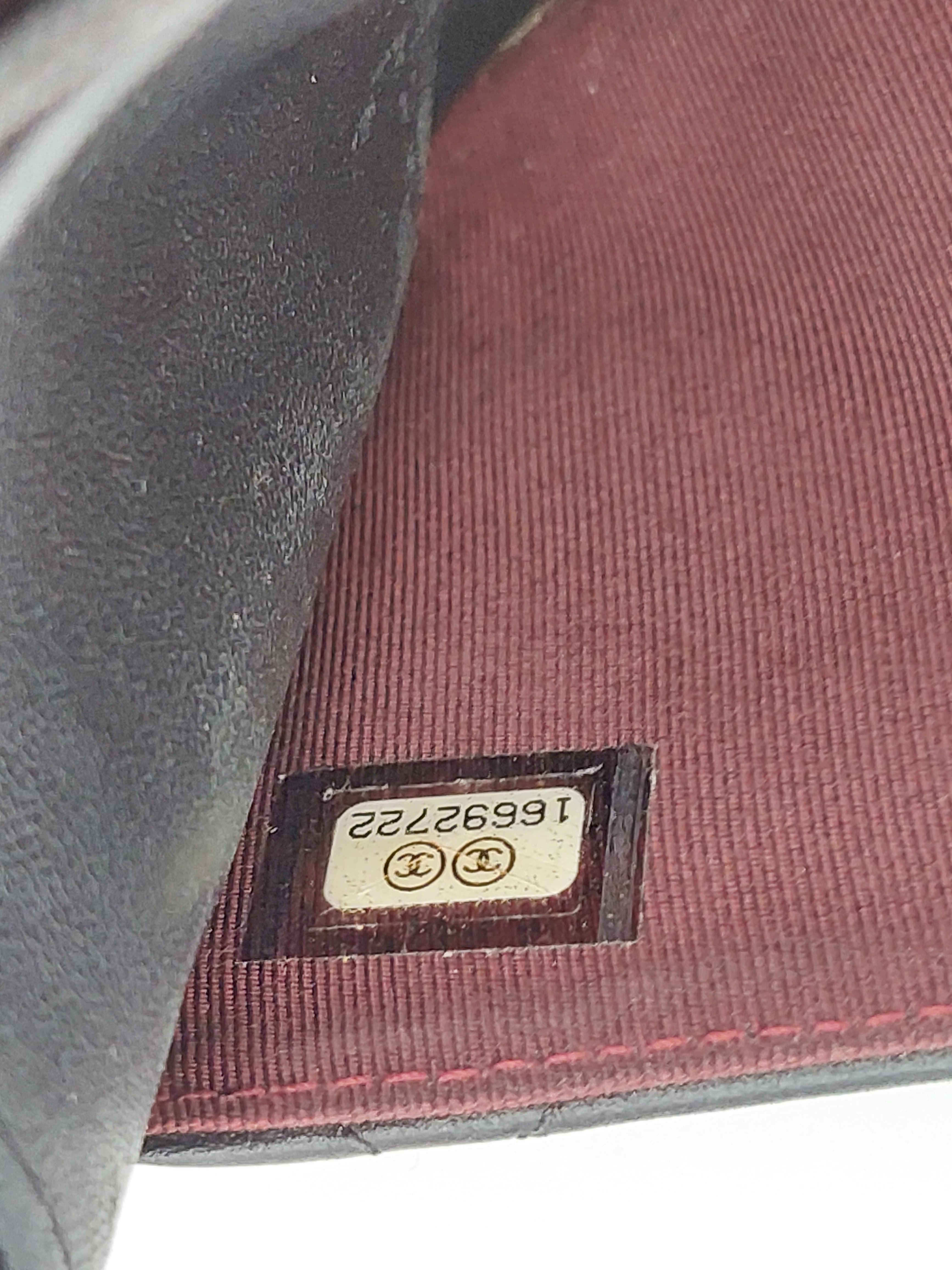 Chanel Wallet on Chain