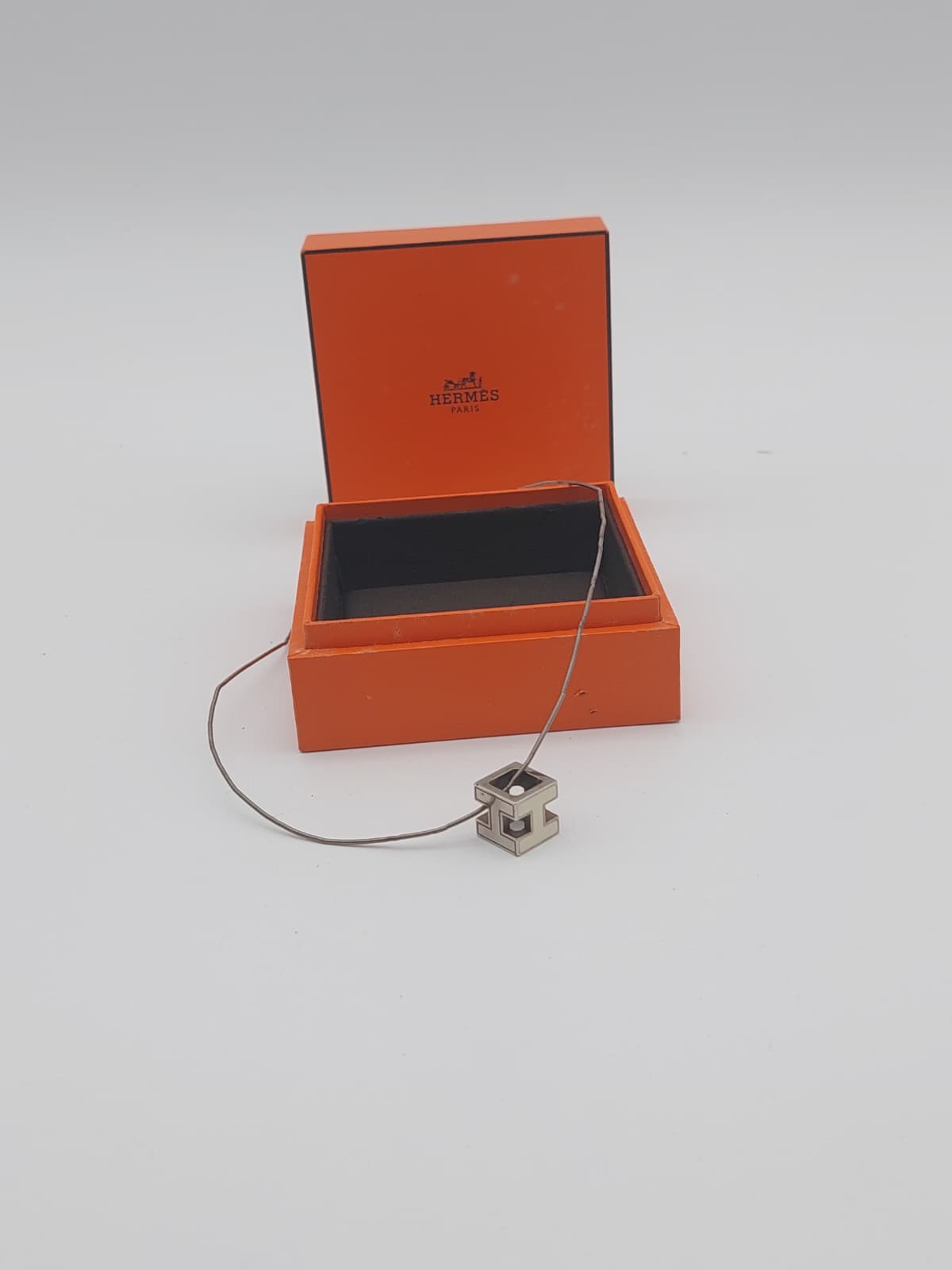 Hermès Cage D'H necklace