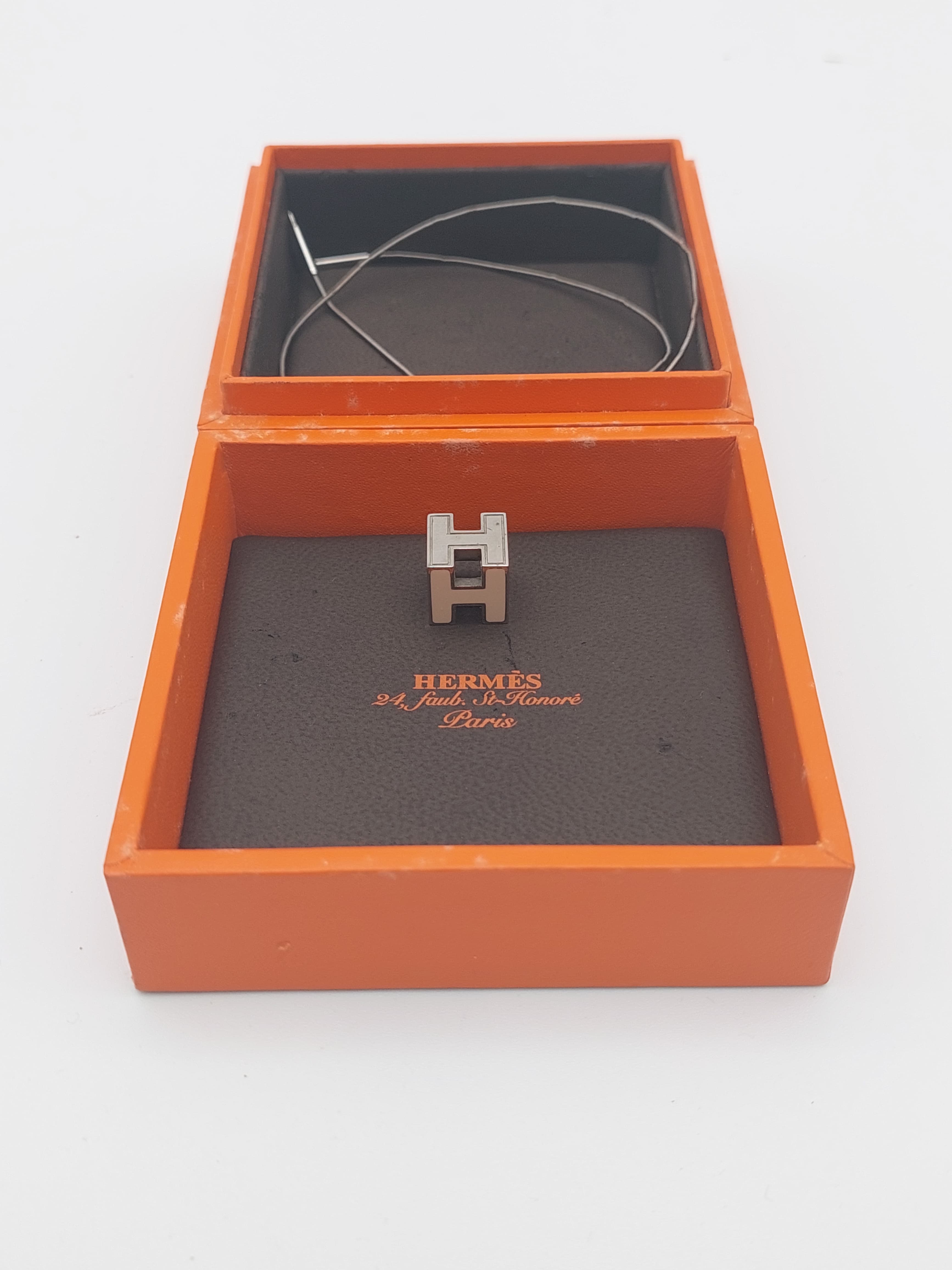 Hermès Cage D'H necklace