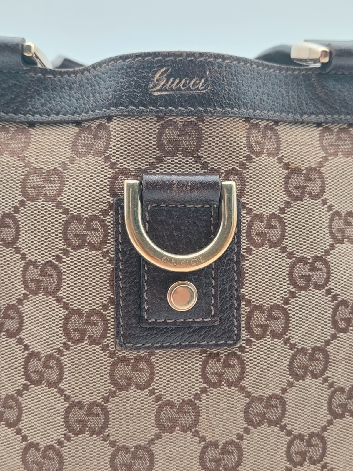 Gucci Abbey D ring beige brown