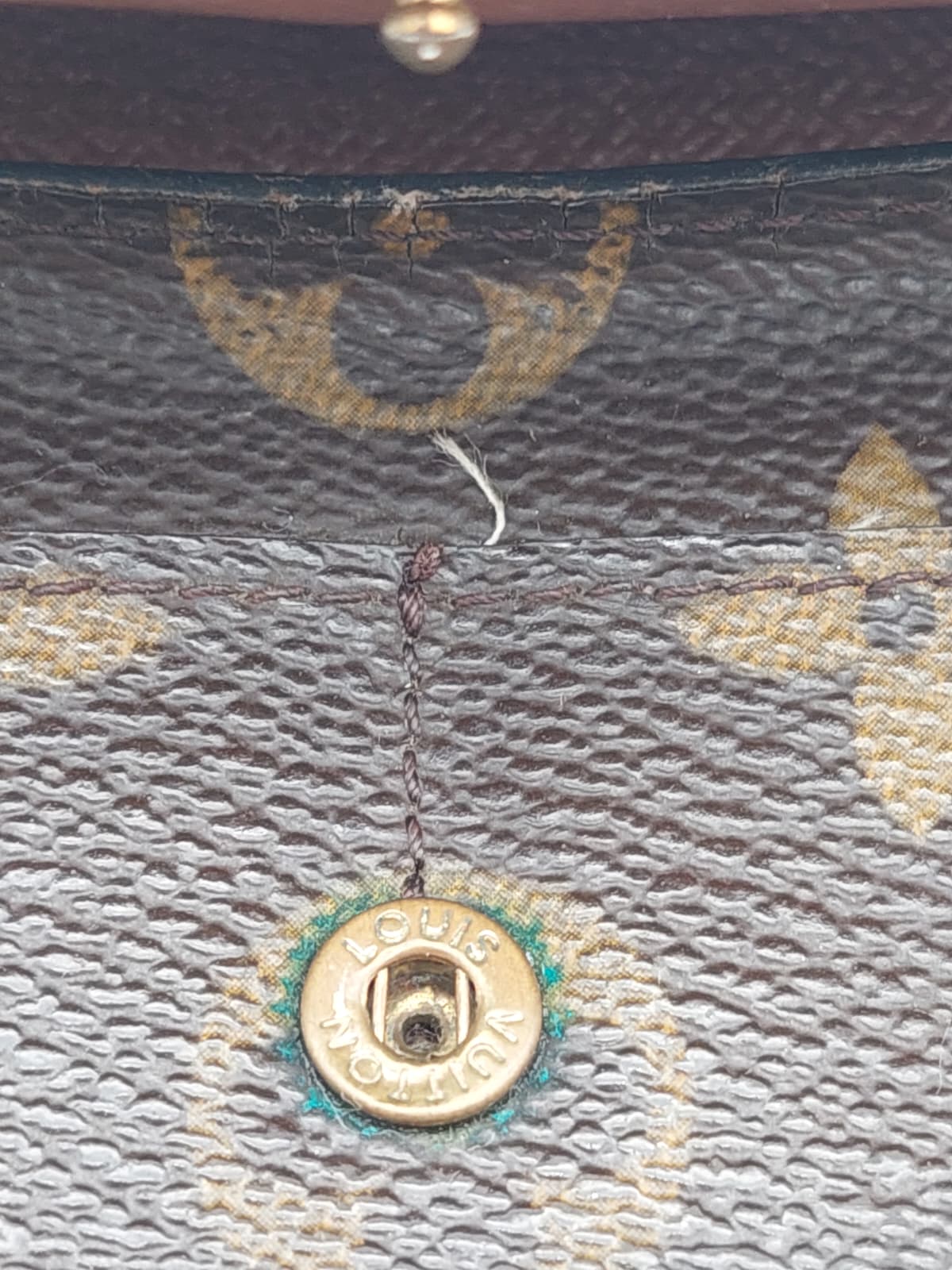 Louis Vuitton Sarah Long Wallet