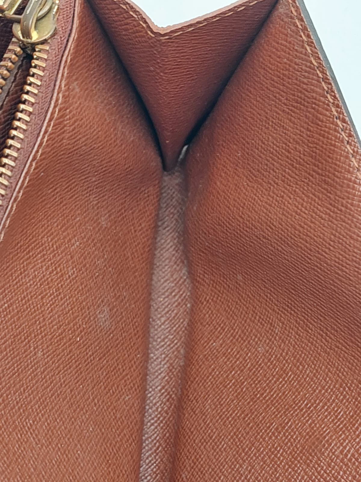 Louis Vuitton Sarah Long Wallet