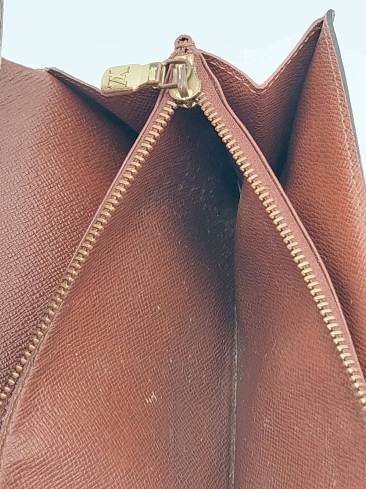Louis Vuitton Sarah Long Wallet