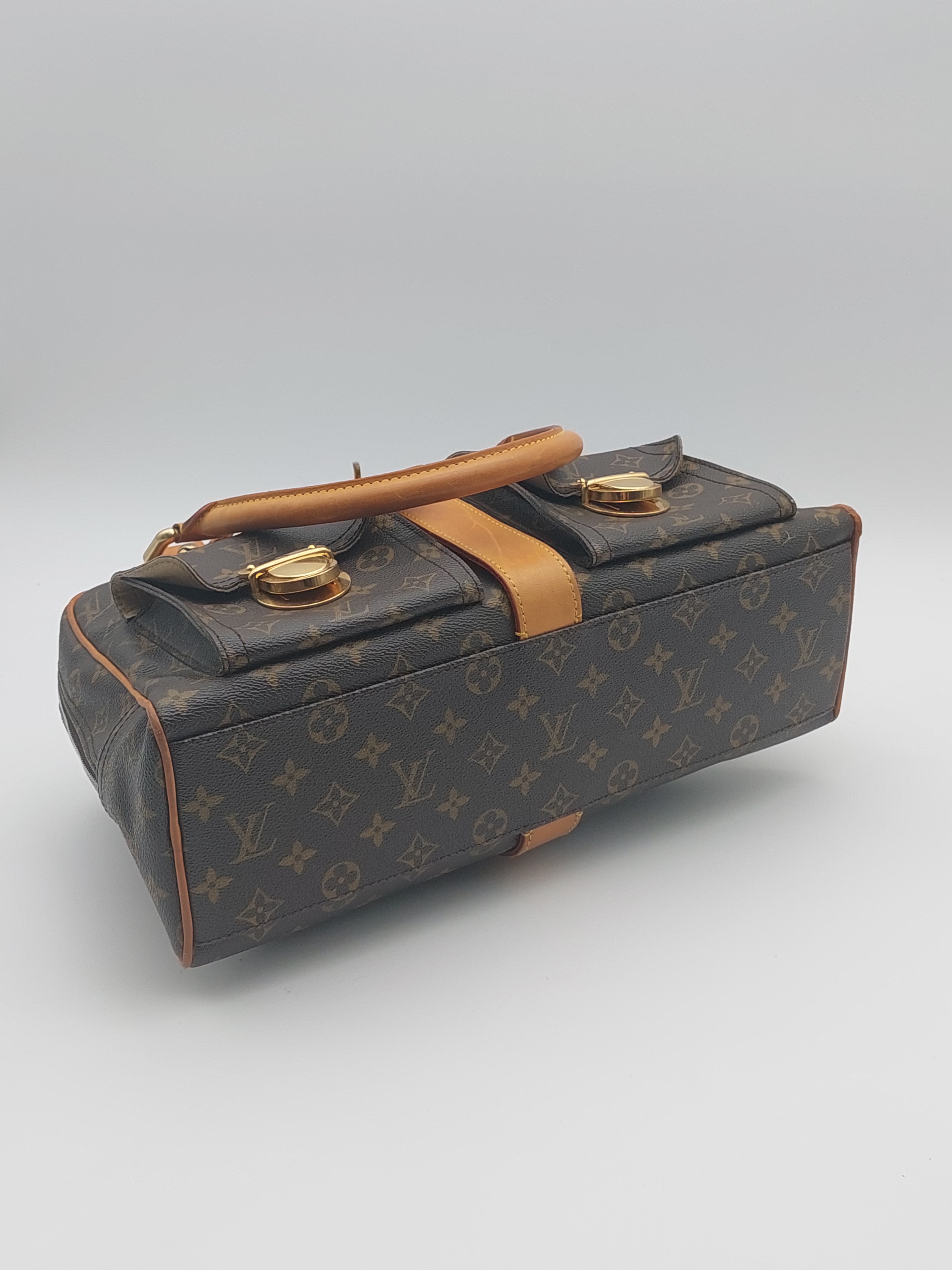 Louis Vuitton Manhattan GM