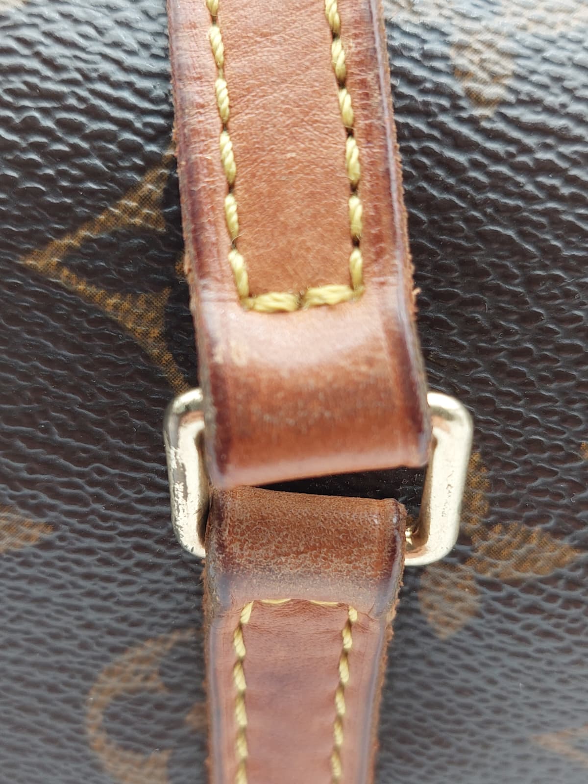 Louis Vuitton Papillon 26