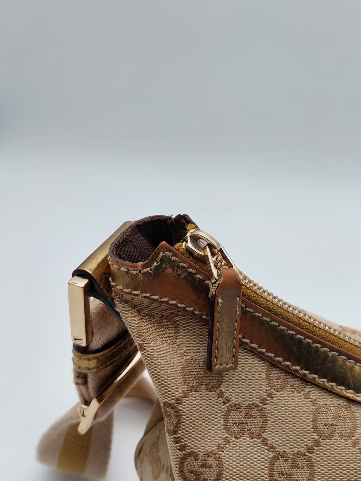 Gucci Half Moon