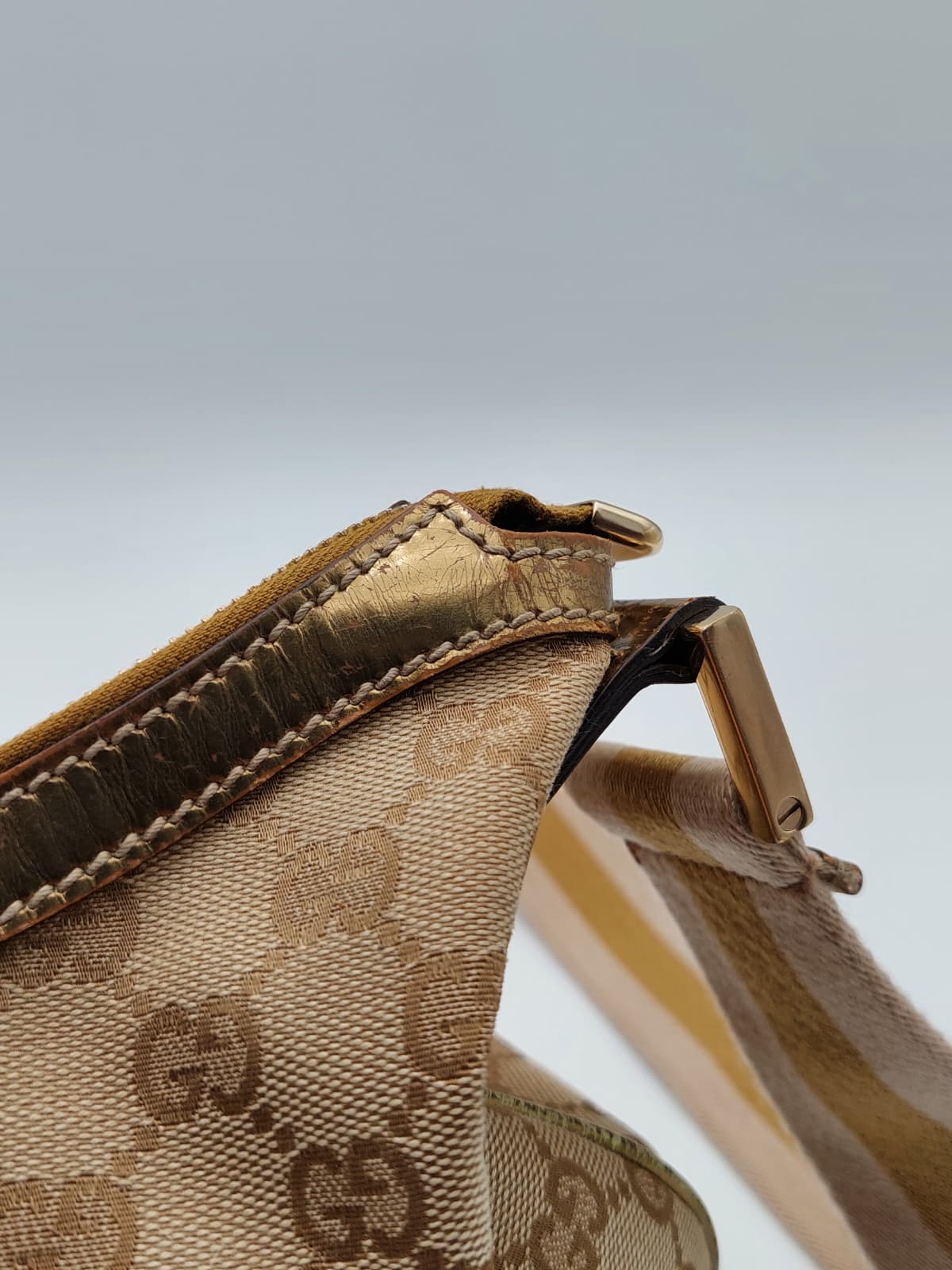 Gucci Half Moon