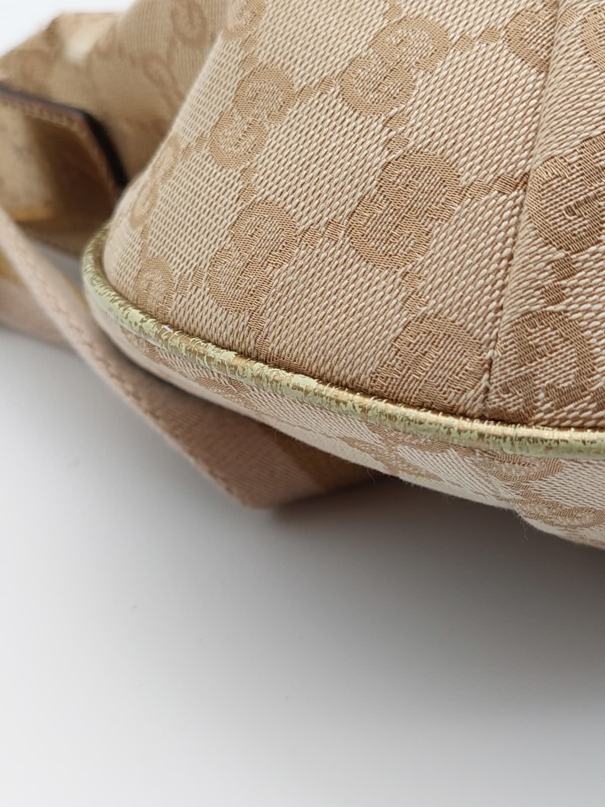 Gucci Half Moon