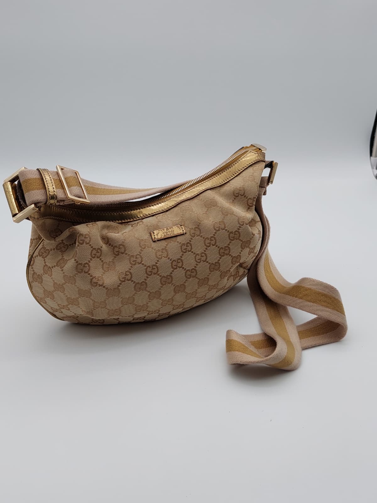 Gucci Half Moon