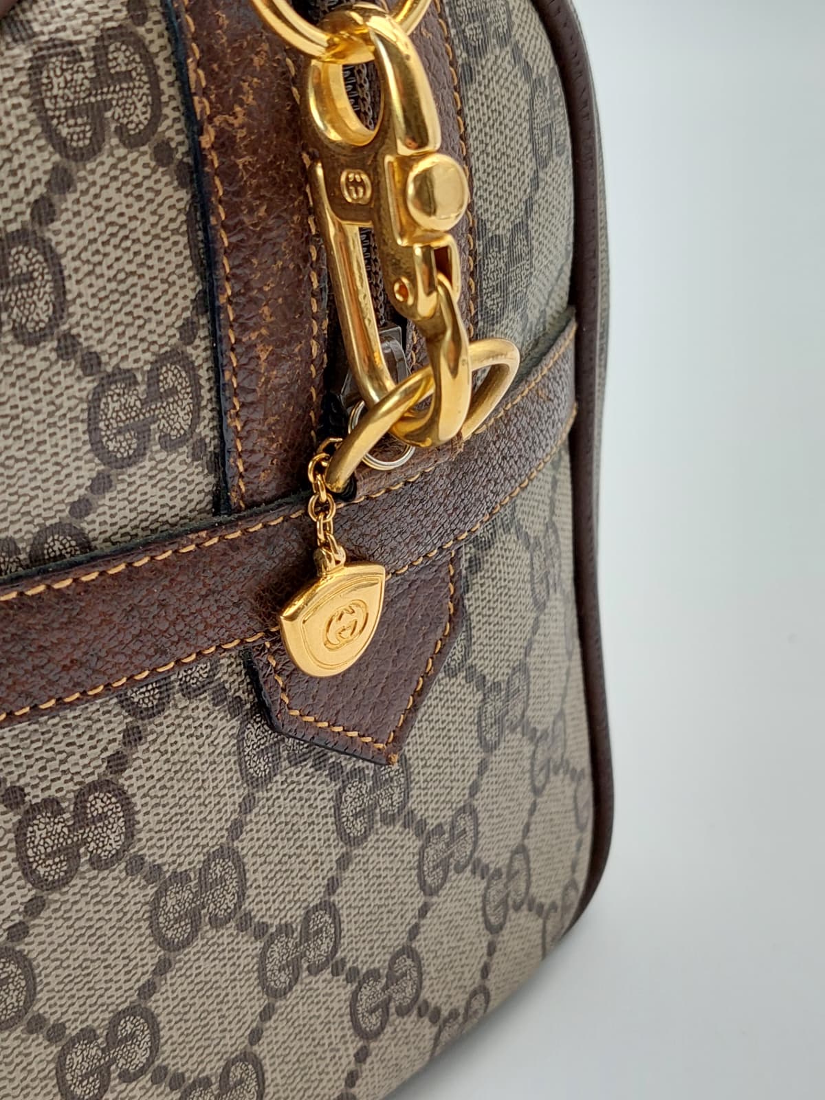 Gucci Supreme Boston Crossbodybag