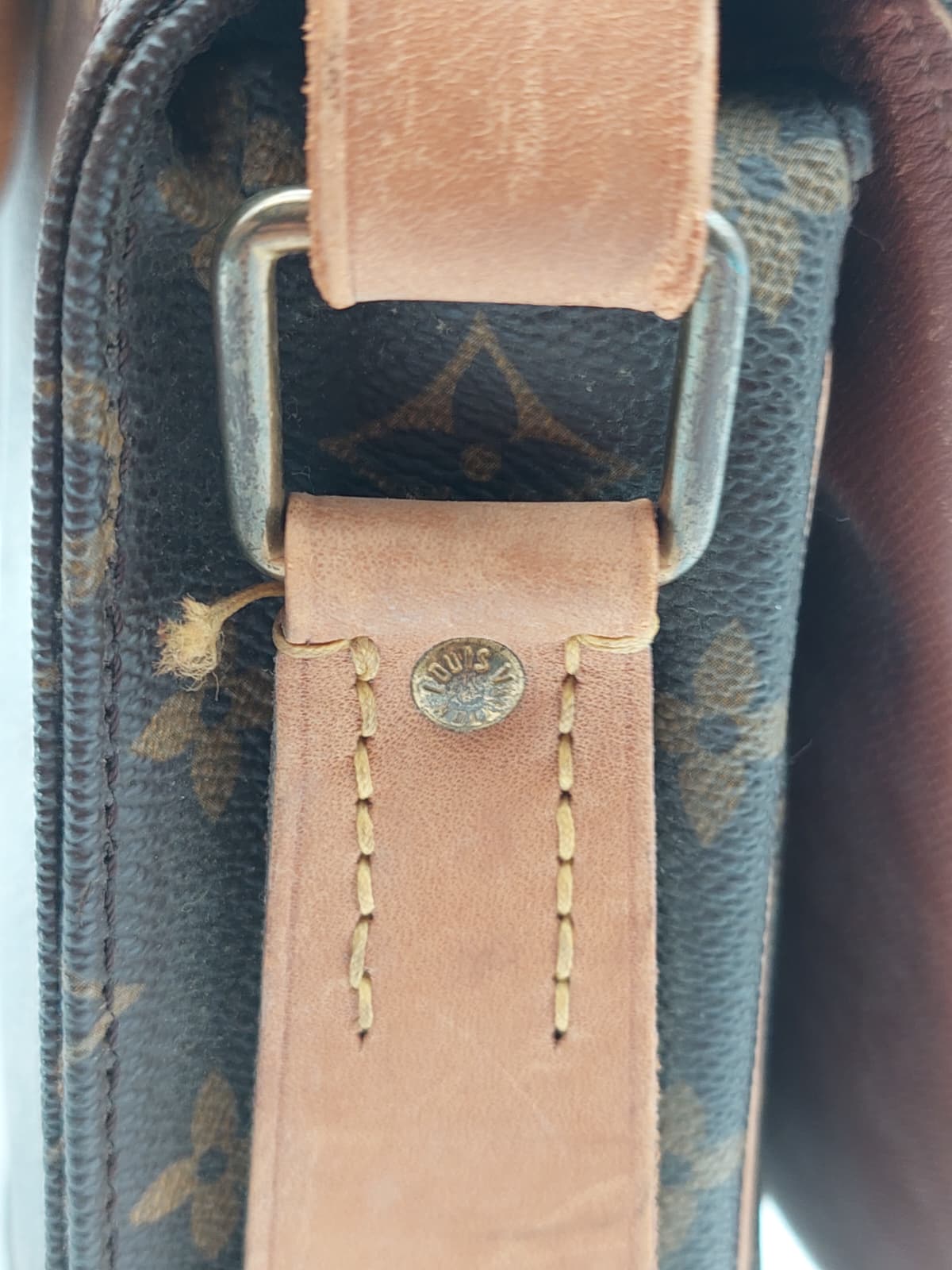 Louis Vuitton Cartouchiere GM