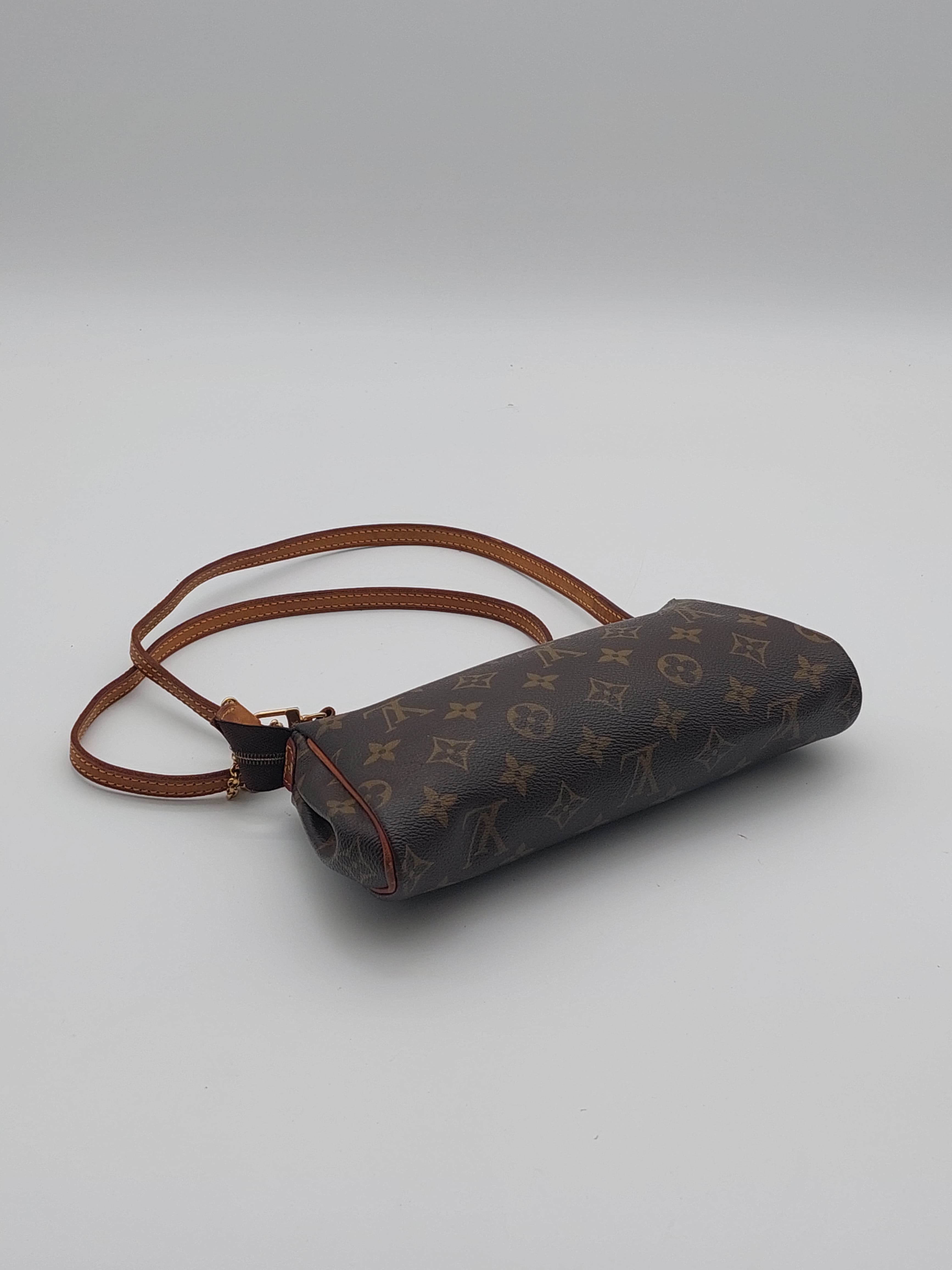 Louis Vuitton Eva Pochette