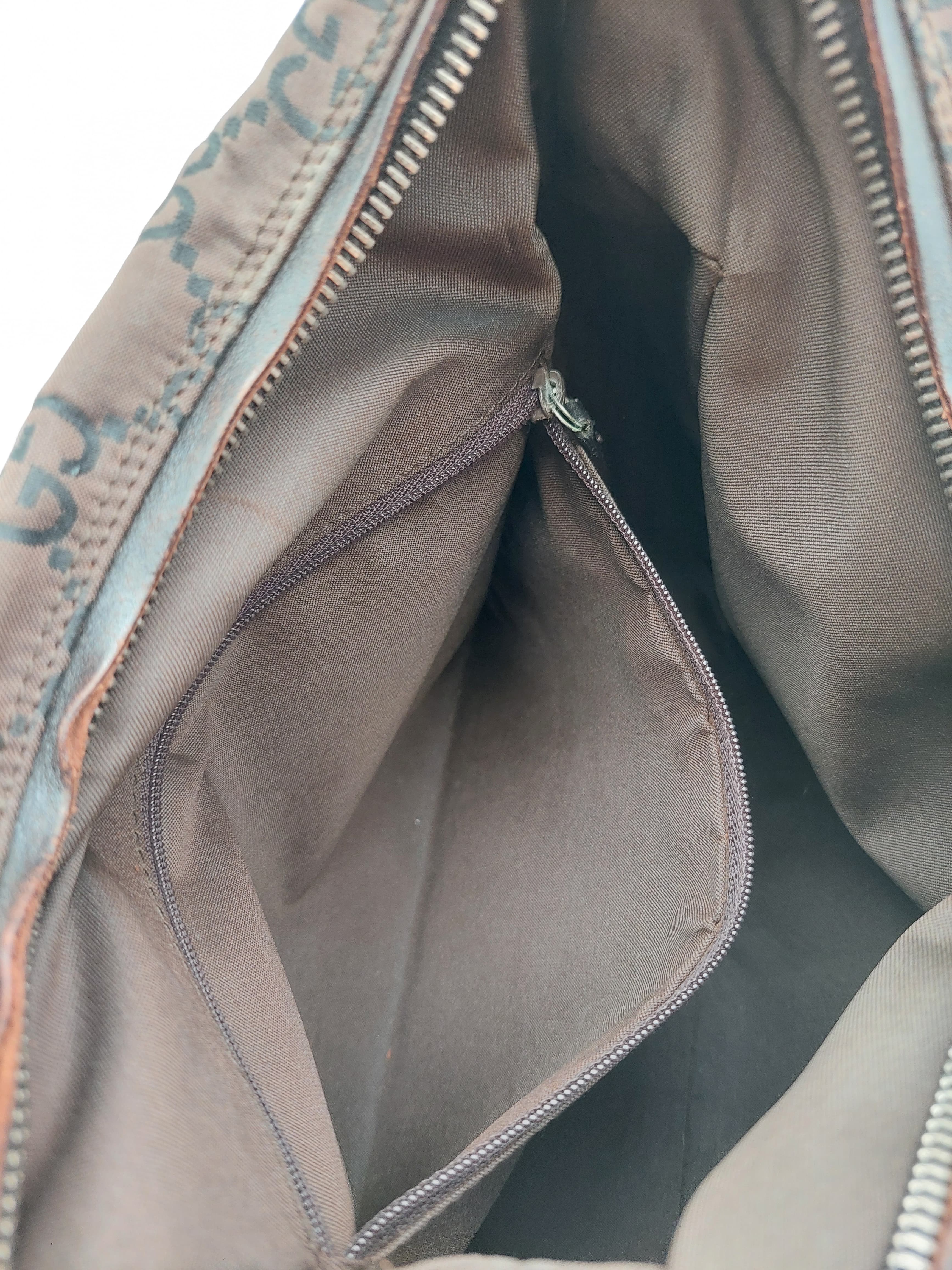 Gucci Clasp Hobo brown