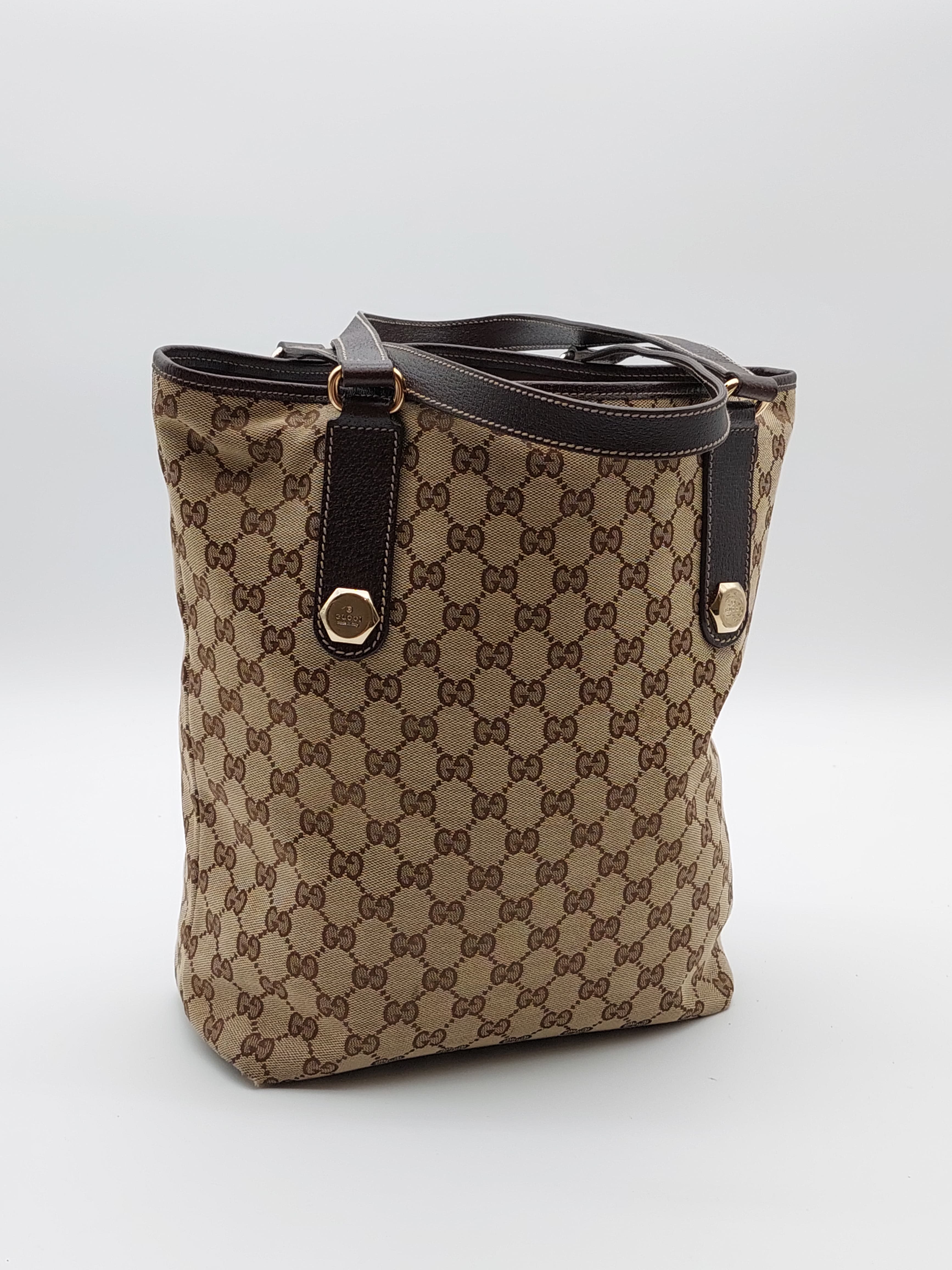 Gucci Charmy