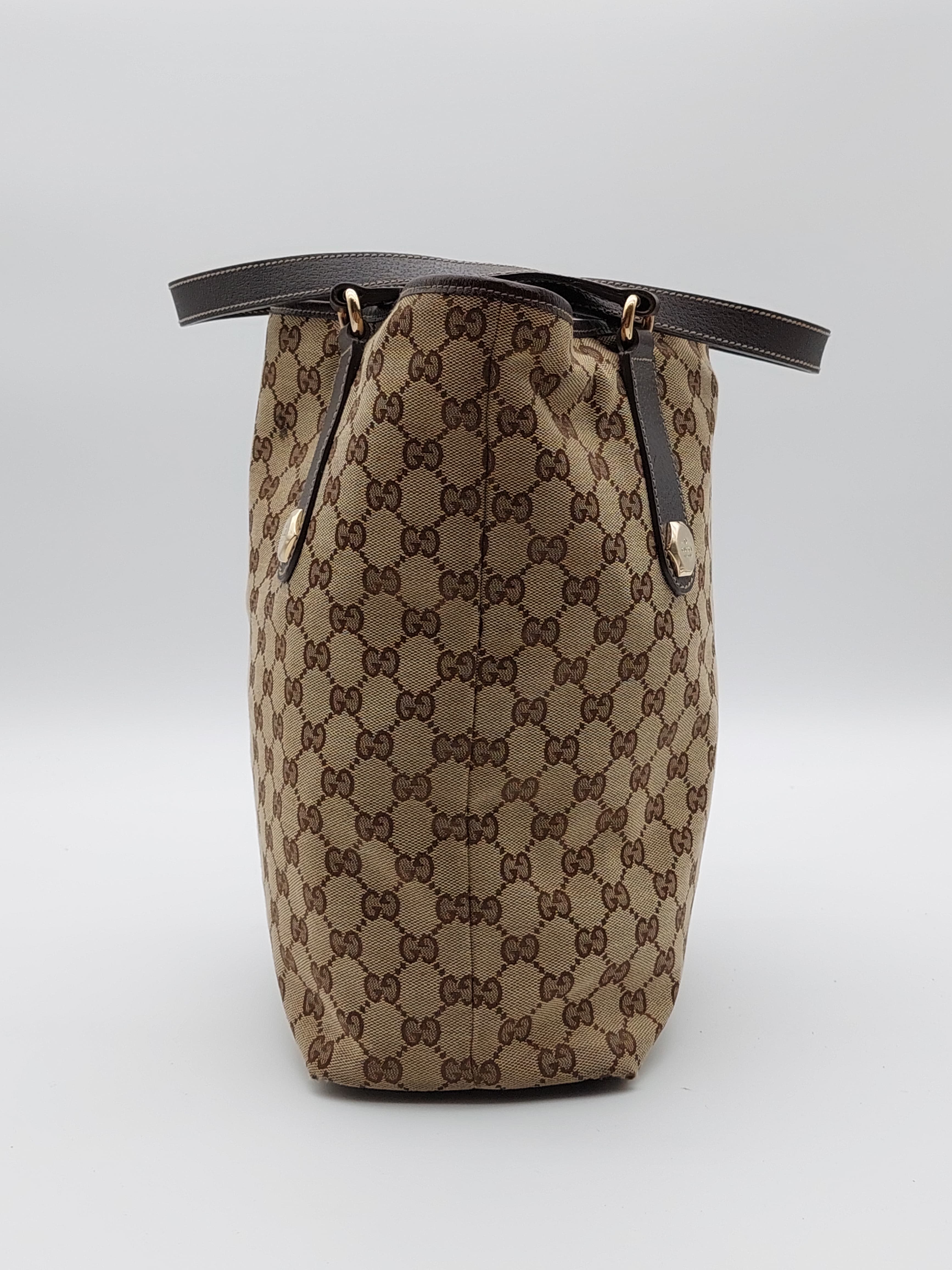 Gucci Charmy