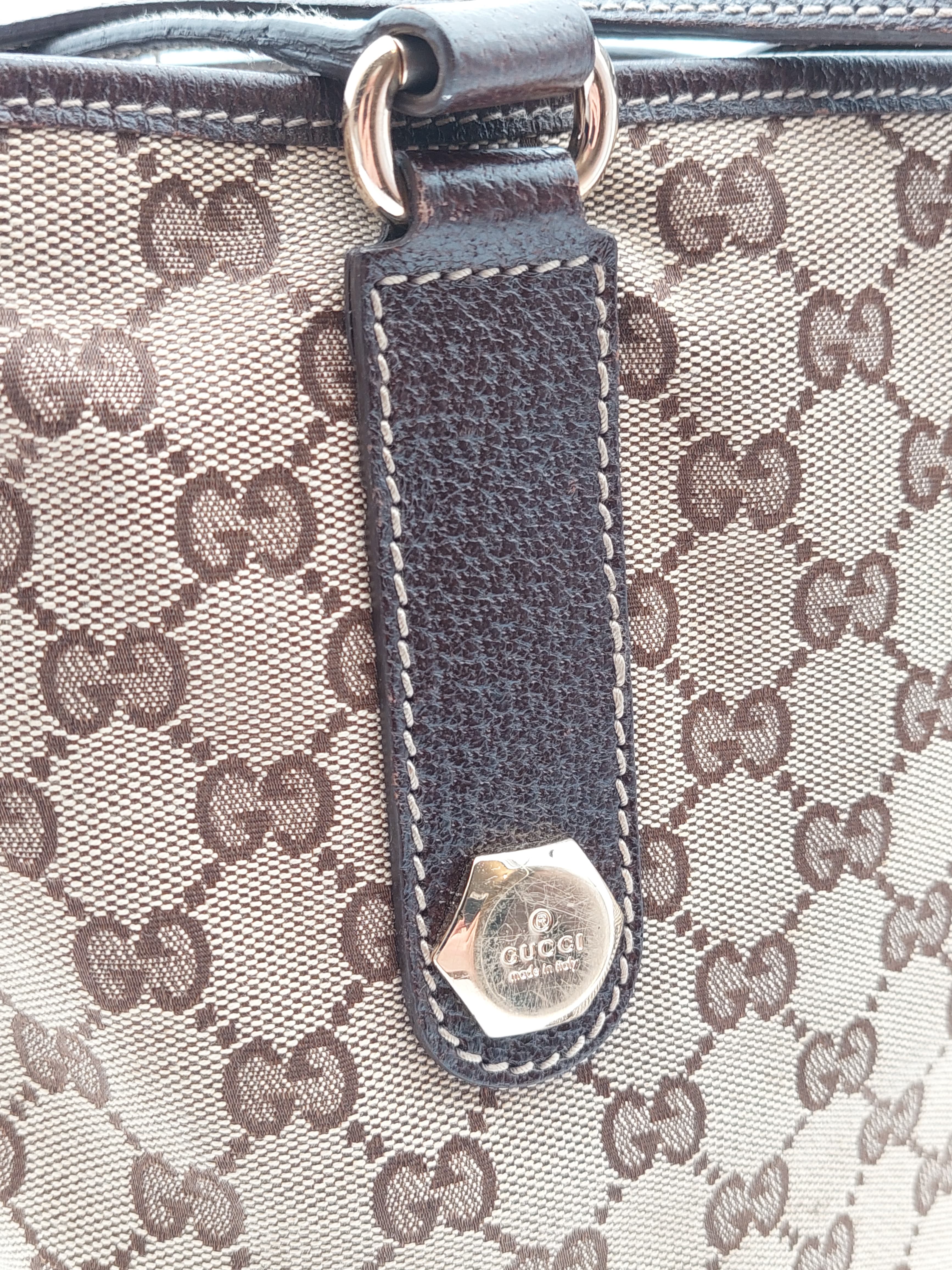 Gucci Charmy