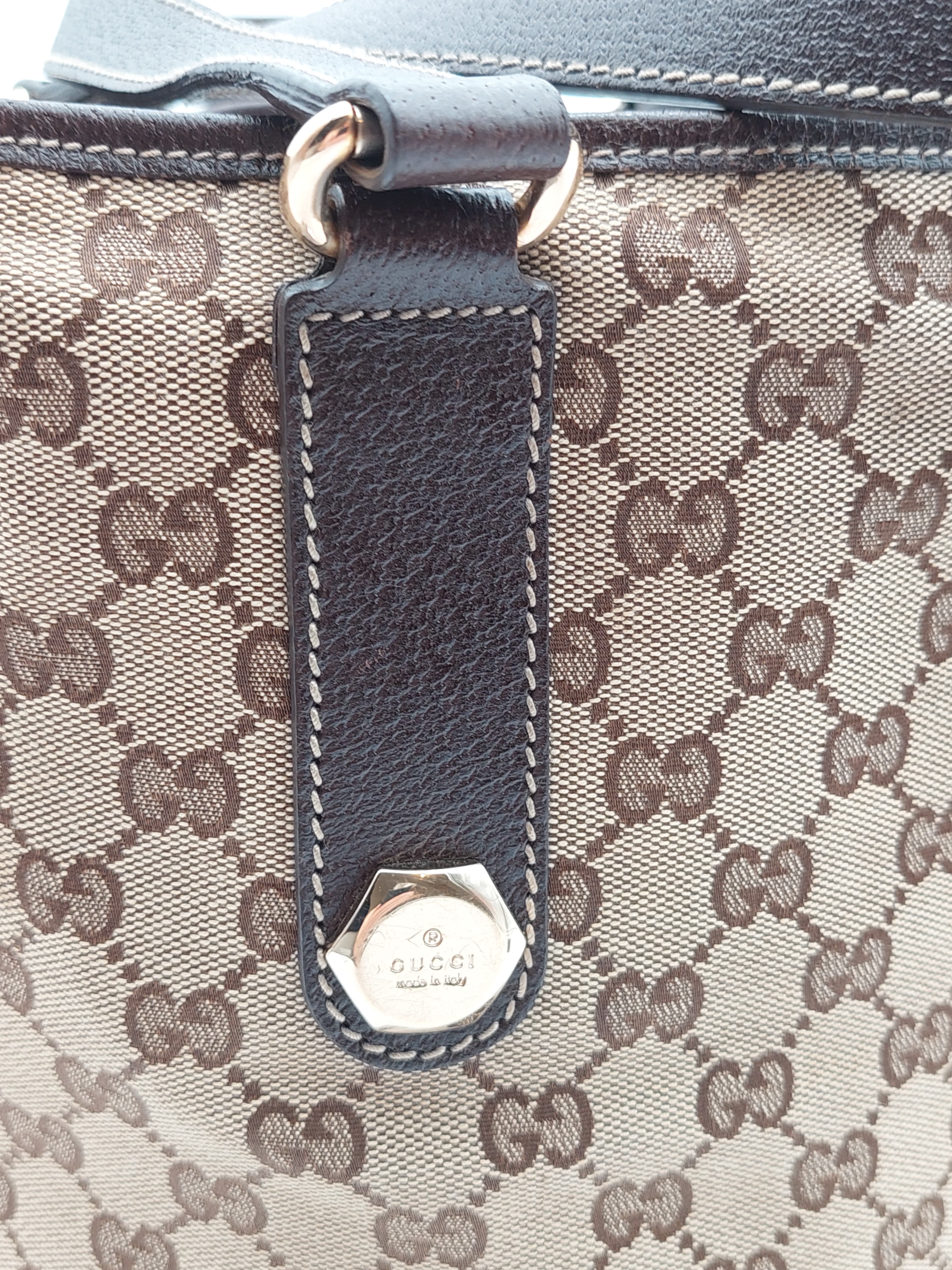 Gucci Charmy