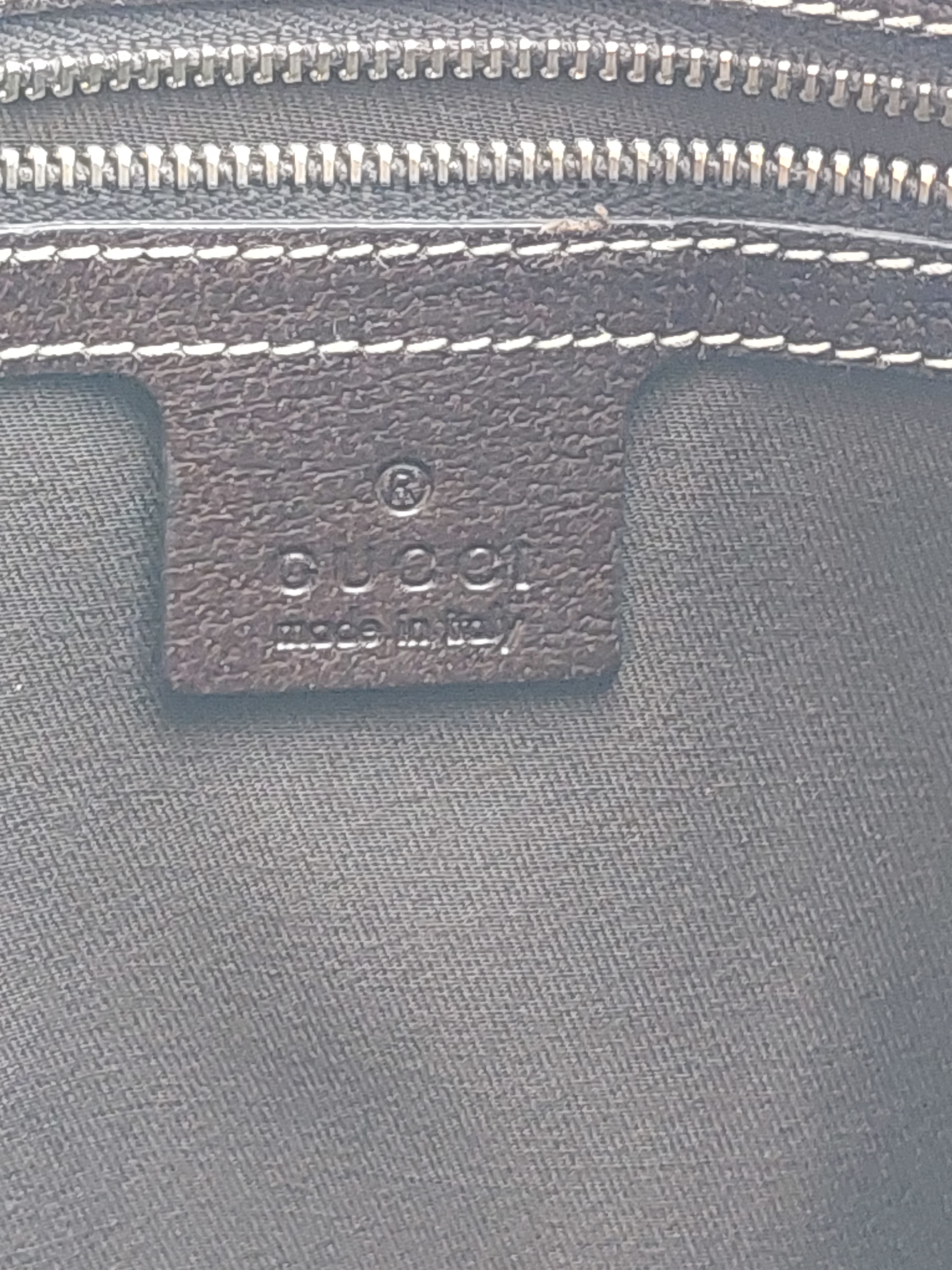 Gucci Charmy