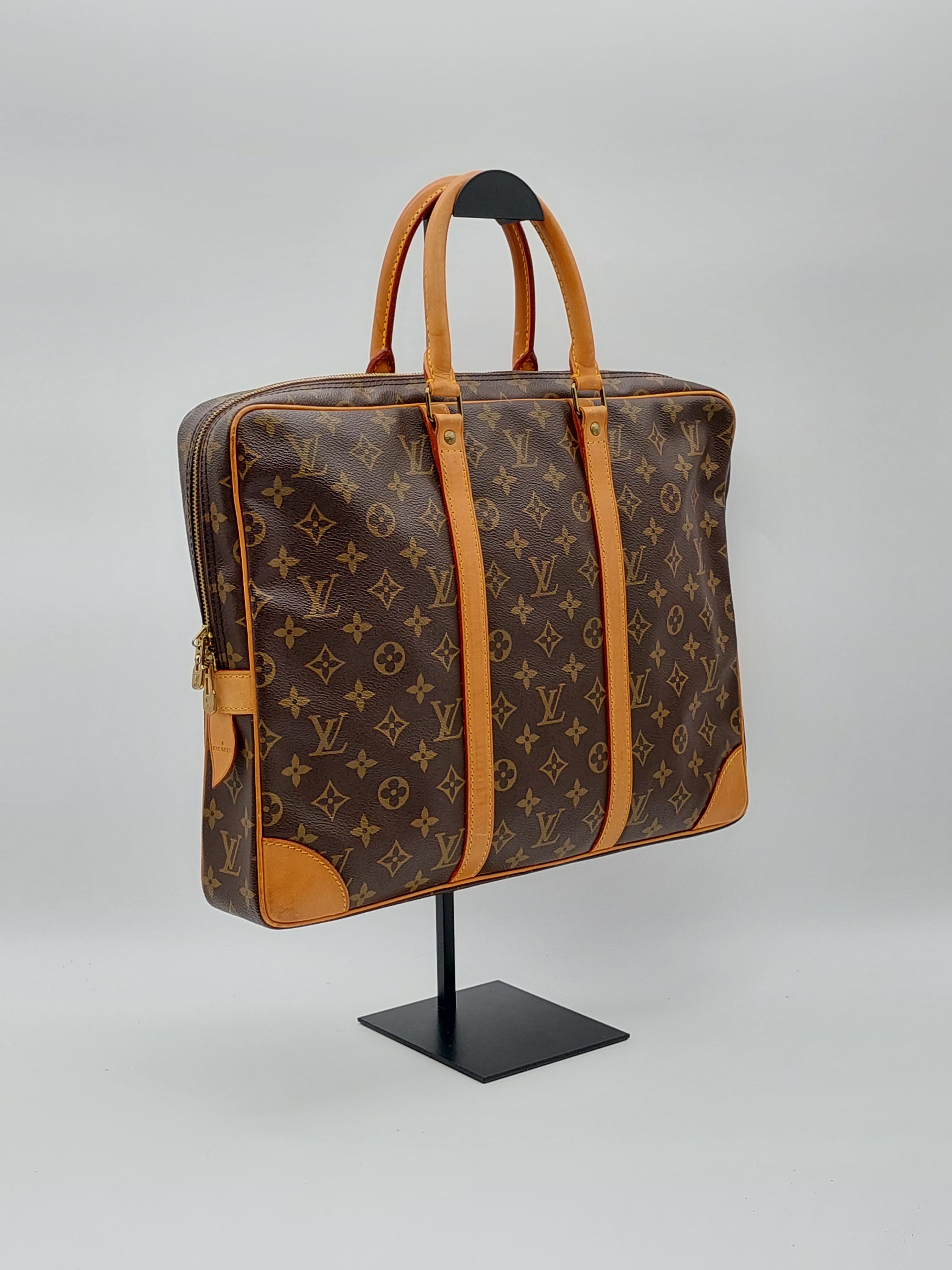 Louis Vuitton Porte Documents Business bag