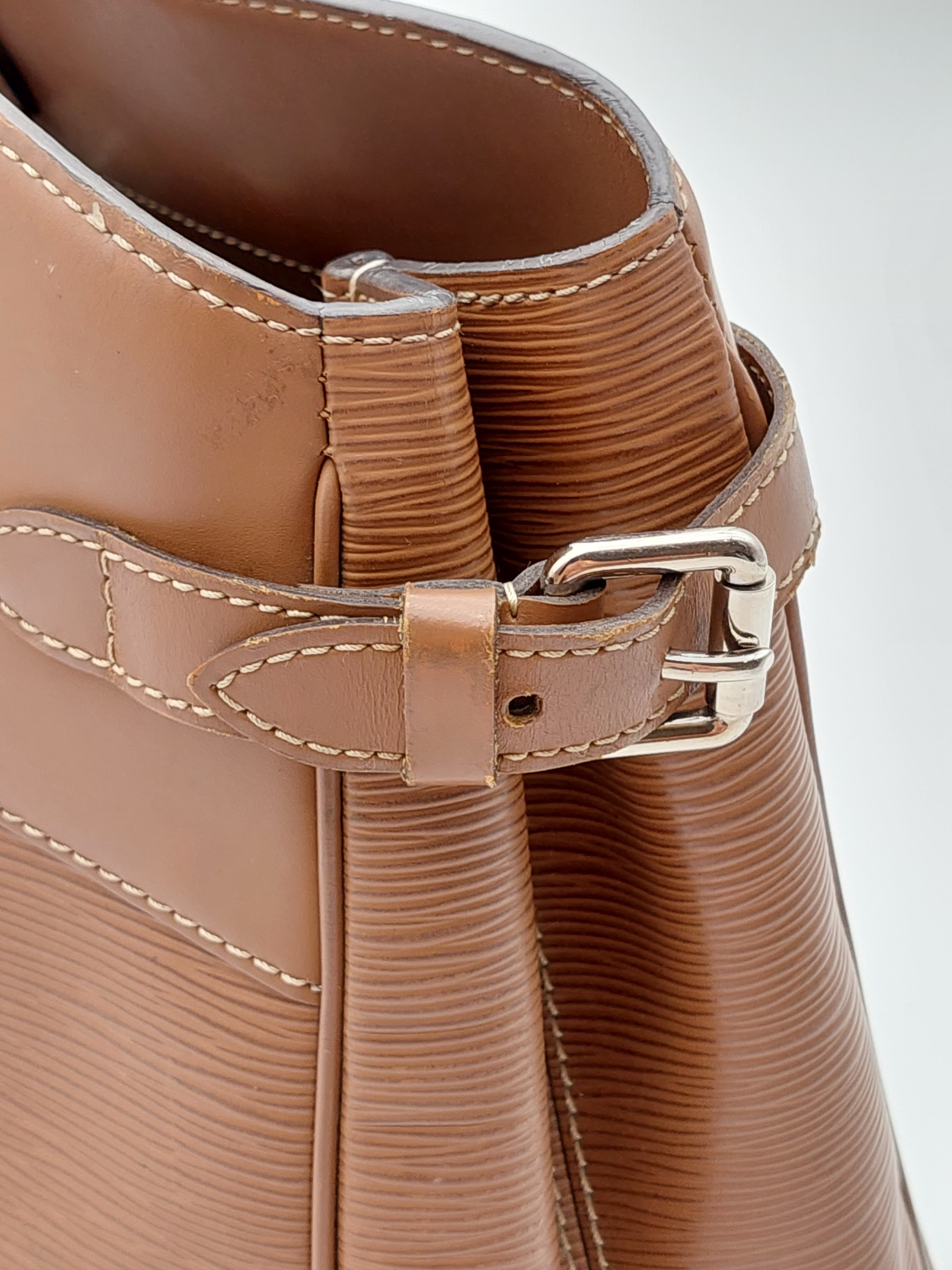 Louis Vuitton Passy GM