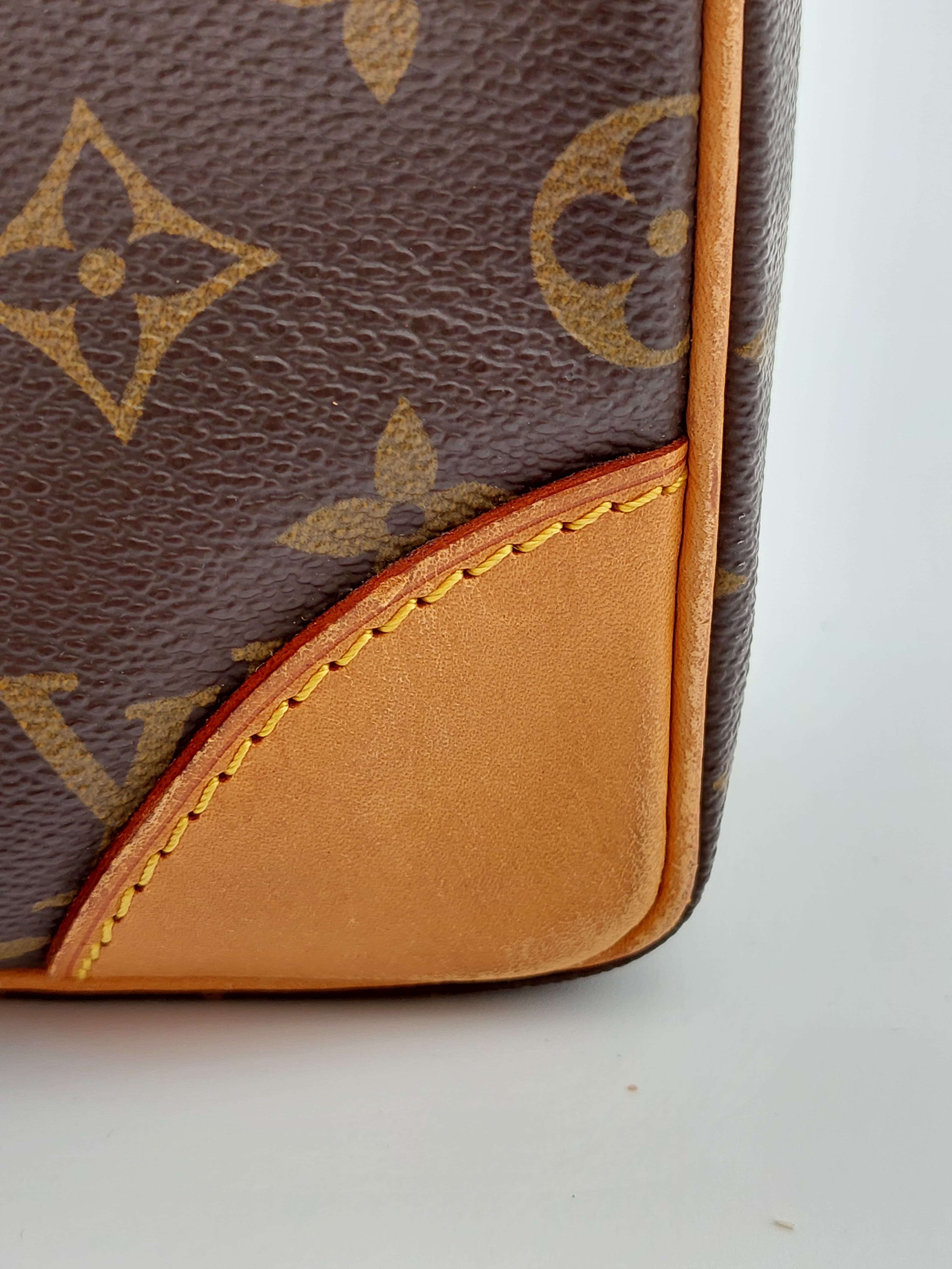 Louis Vuitton Porte Documents Business bag