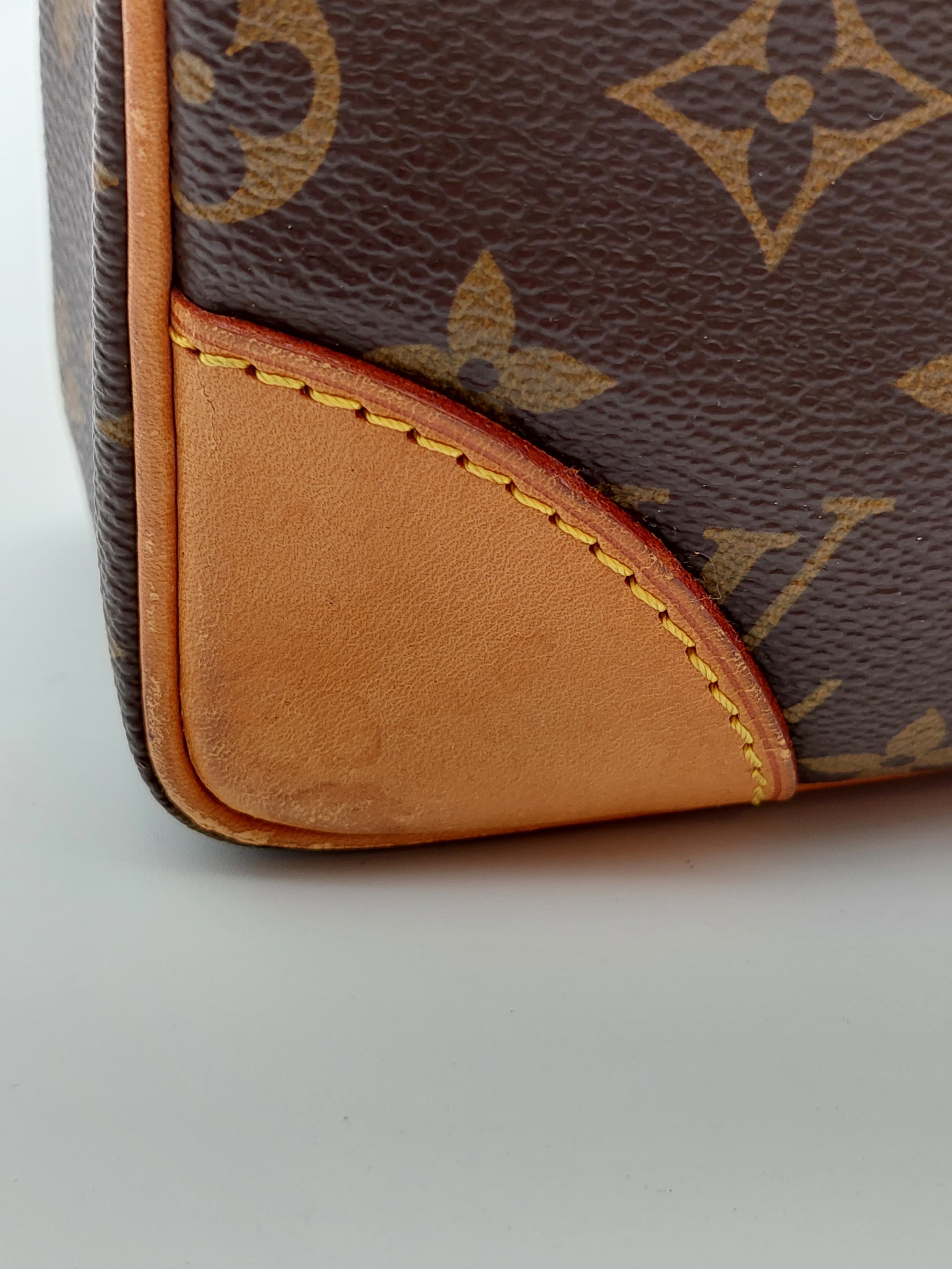 Louis Vuitton Porte Documents Business bag