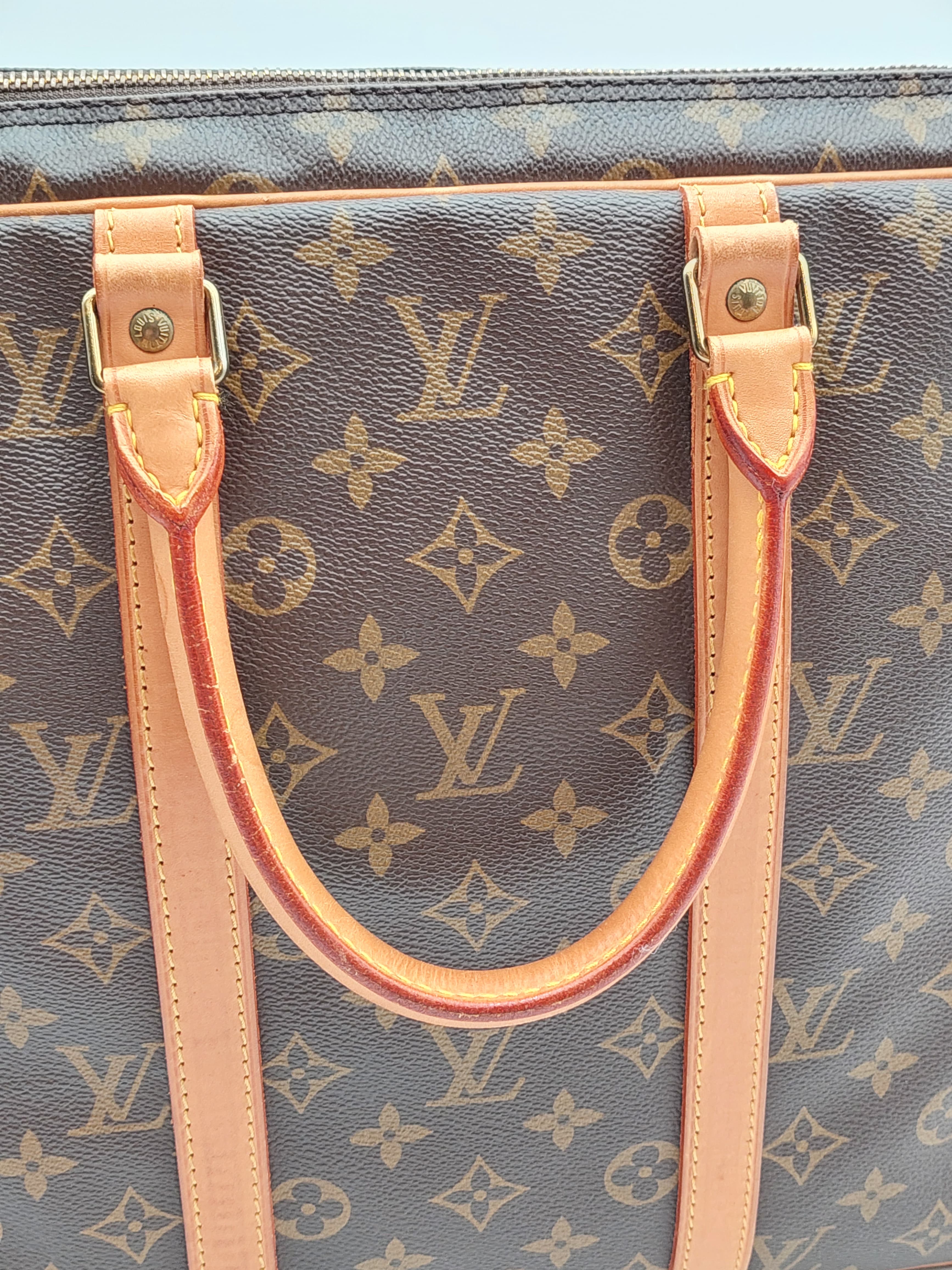 Louis Vuitton Porte Documents Business bag