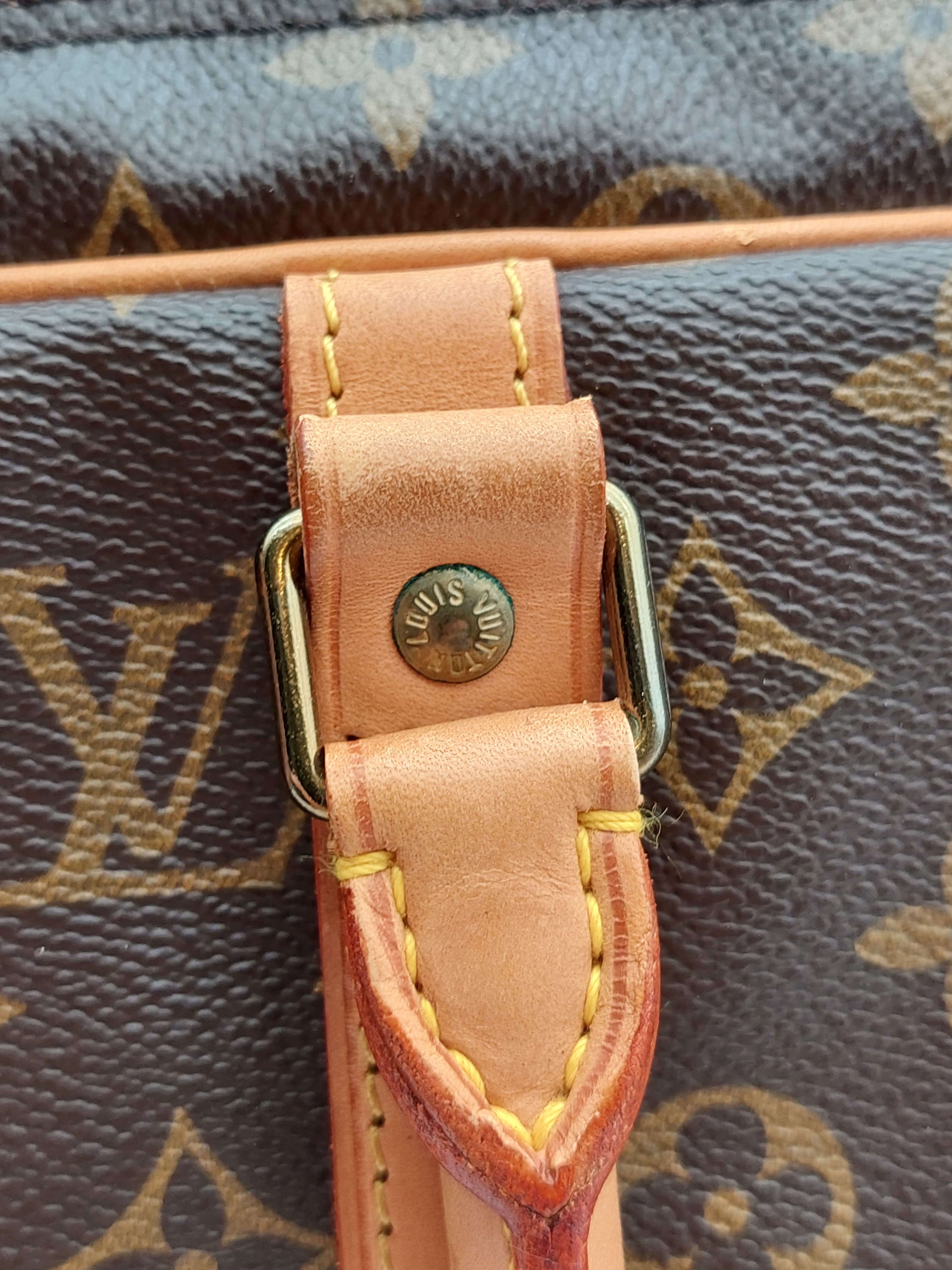 Louis Vuitton Porte Documents Business bag
