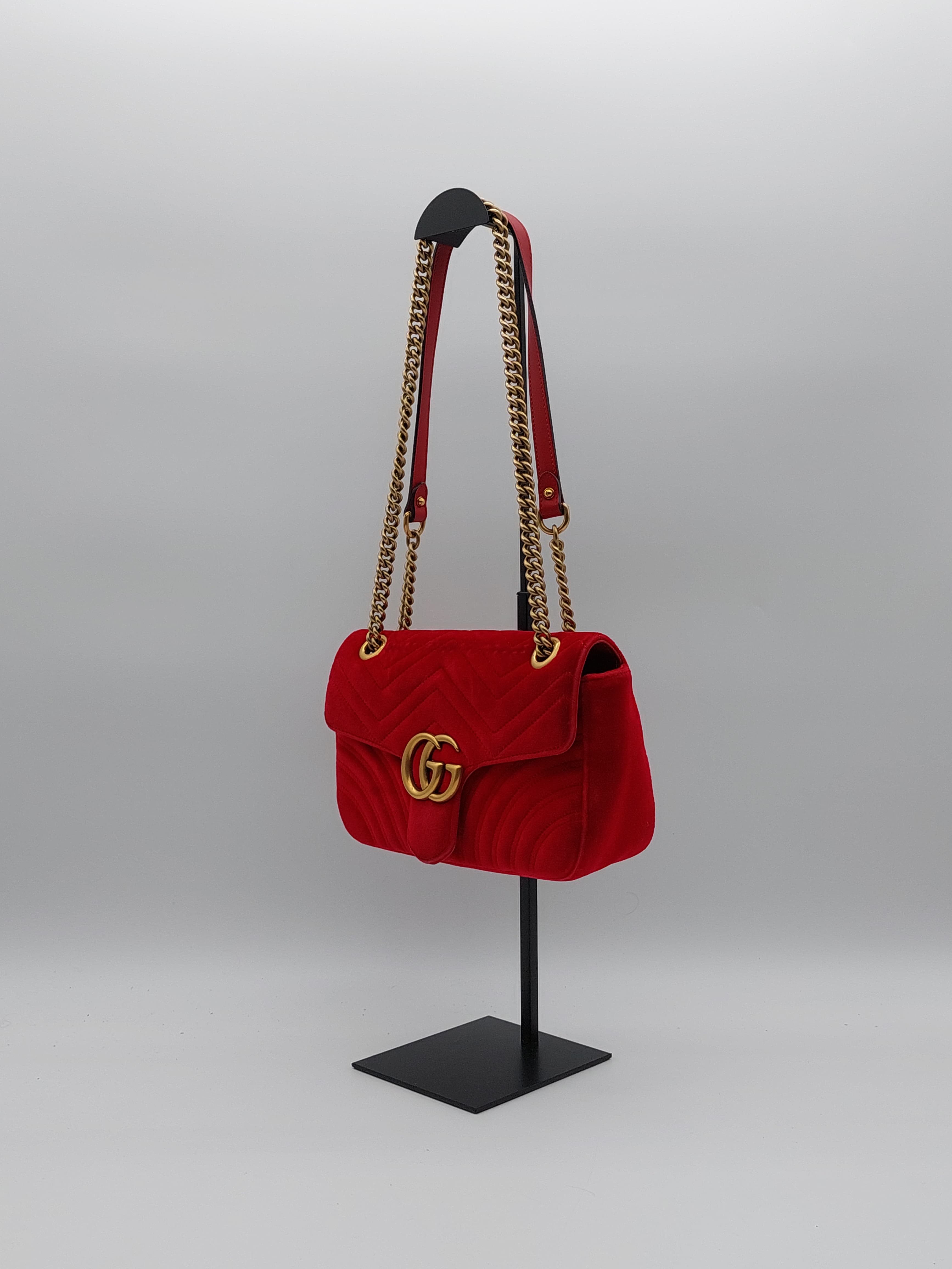 Gucci Marmont velvet red