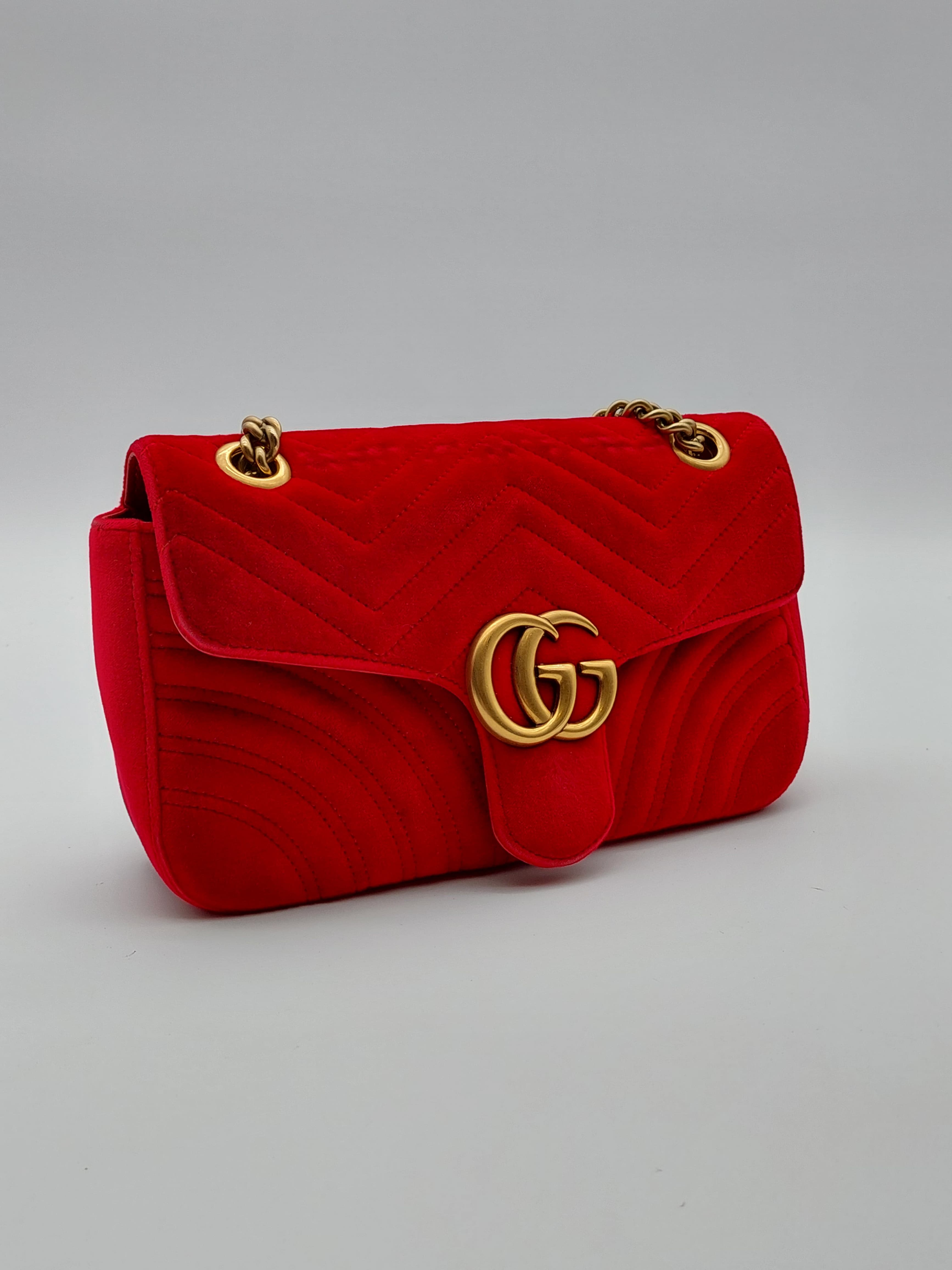 Gucci Marmont velvet red