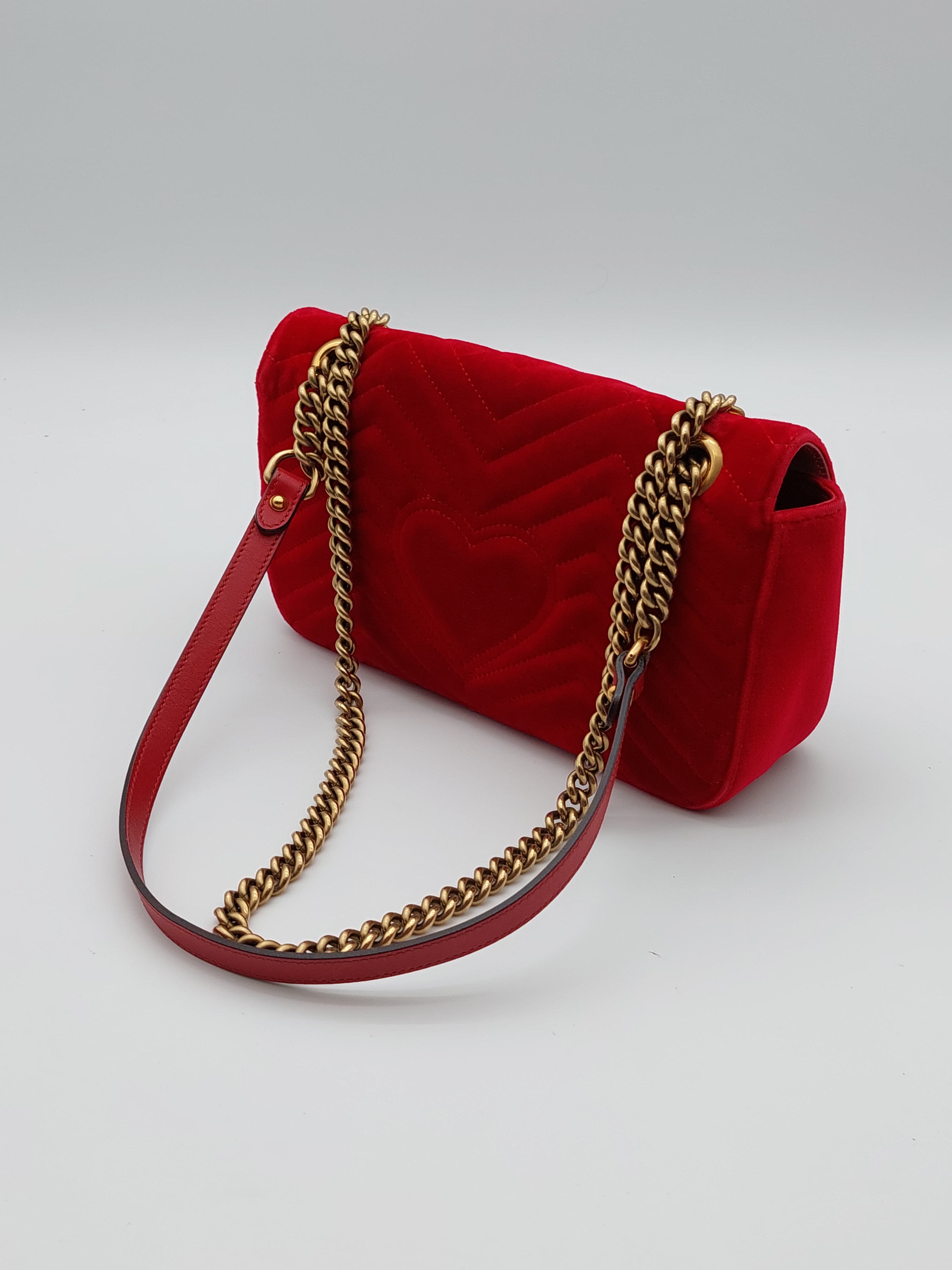 Gucci Marmont velvet red