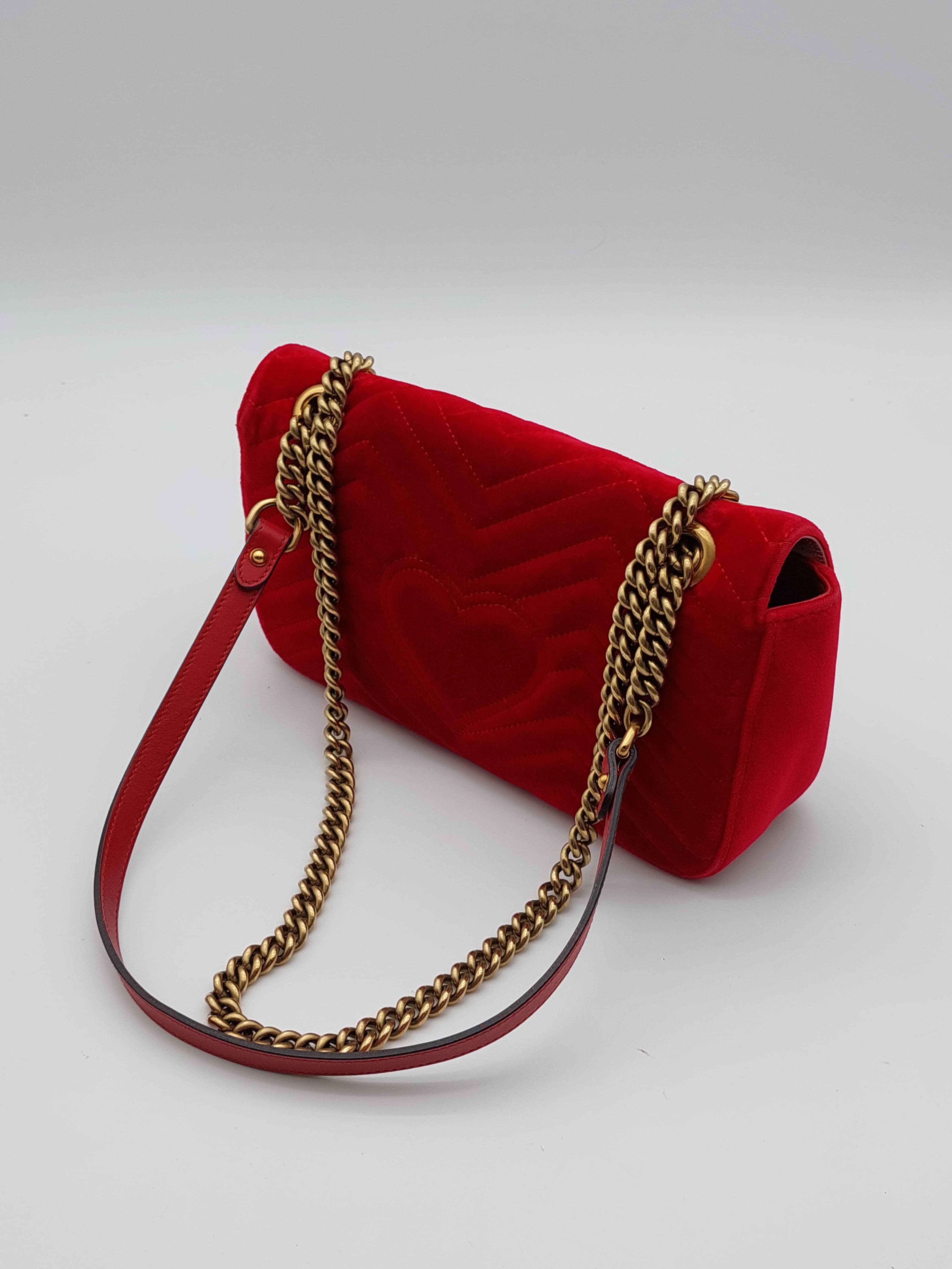 Gucci Marmont velvet red